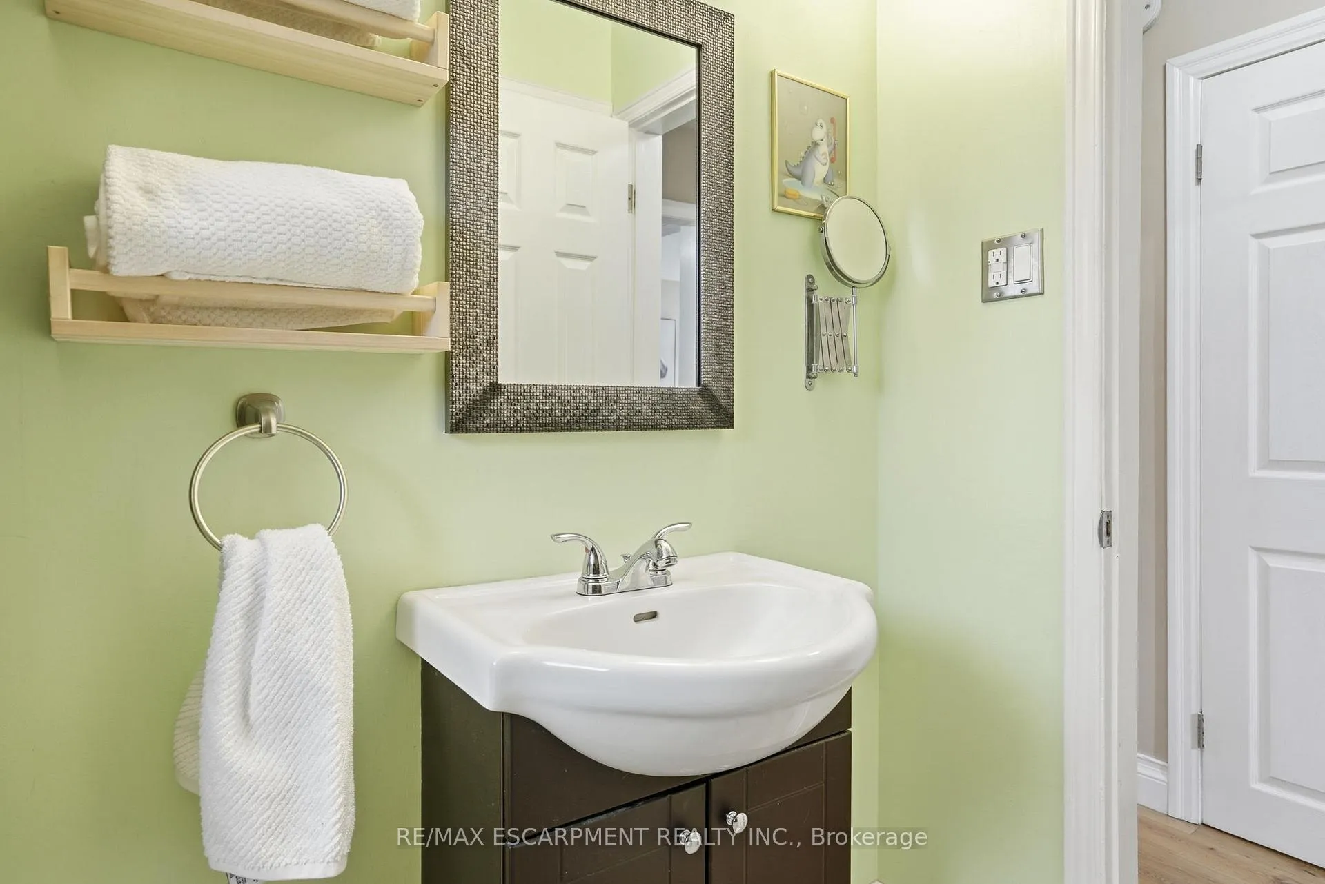 Photo 21 of 16 Alison Avenue, Waterloo — HOMEH