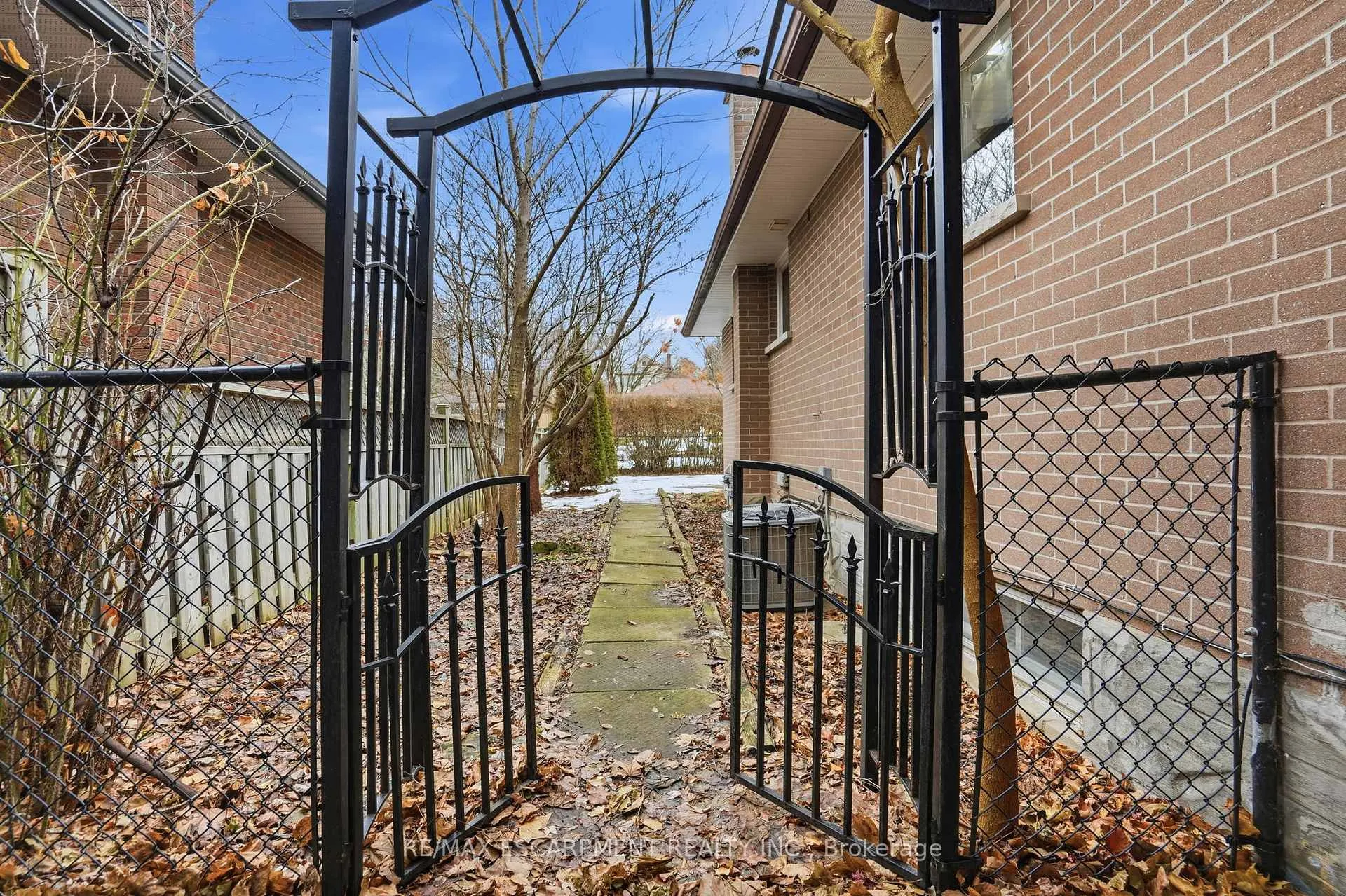 Photo 39 of 16 Alison Avenue, Waterloo — HOMEH