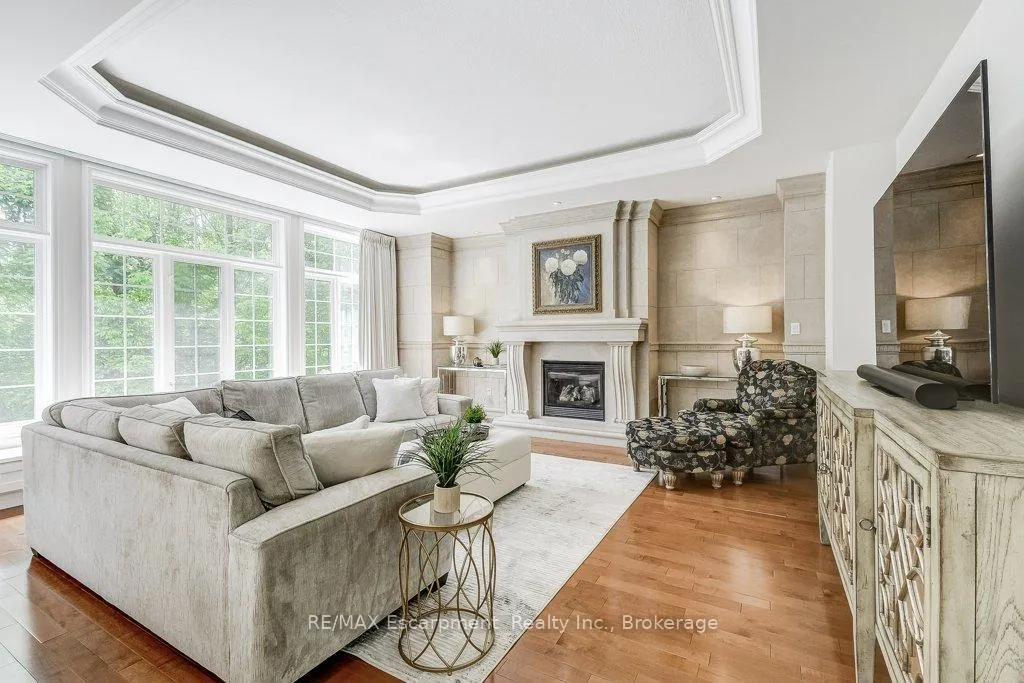 Photo 15 of 168 Diiorio Circle, Hamilton, Ancaster — HOMEH