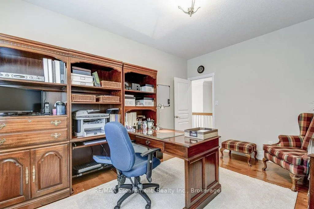 Photo 27 of 168 Diiorio Circle, Hamilton, Ancaster — HOMEH