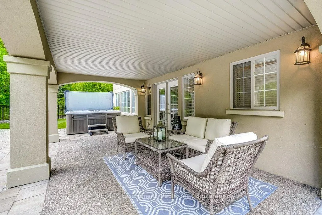 Photo 36 of 168 Diiorio Circle, Hamilton, Ancaster — HOMEH