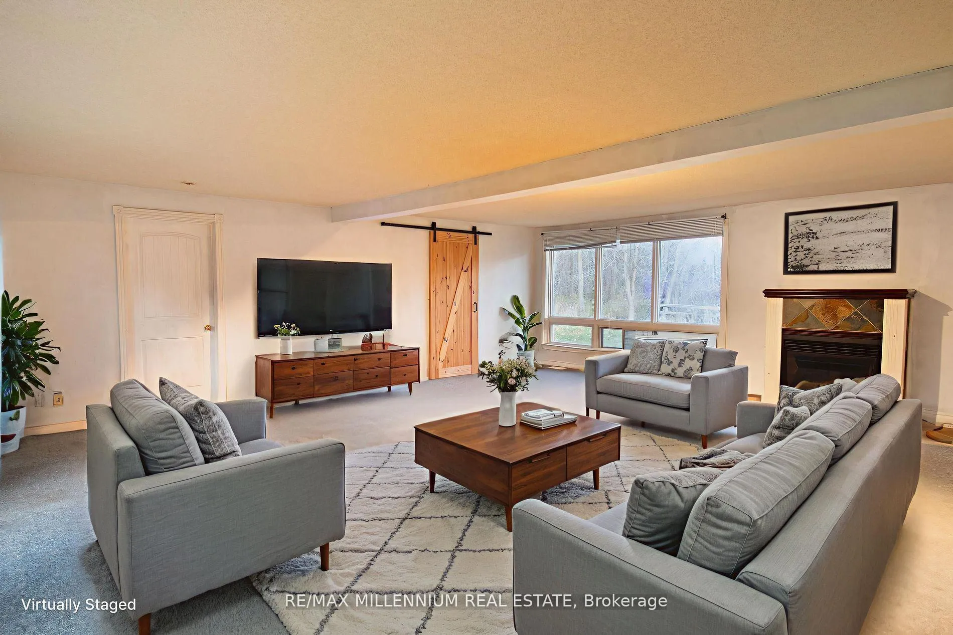 Photo 15 of 3021 Pinegrove Road, Springwater, Rural Springwater — HOMEH