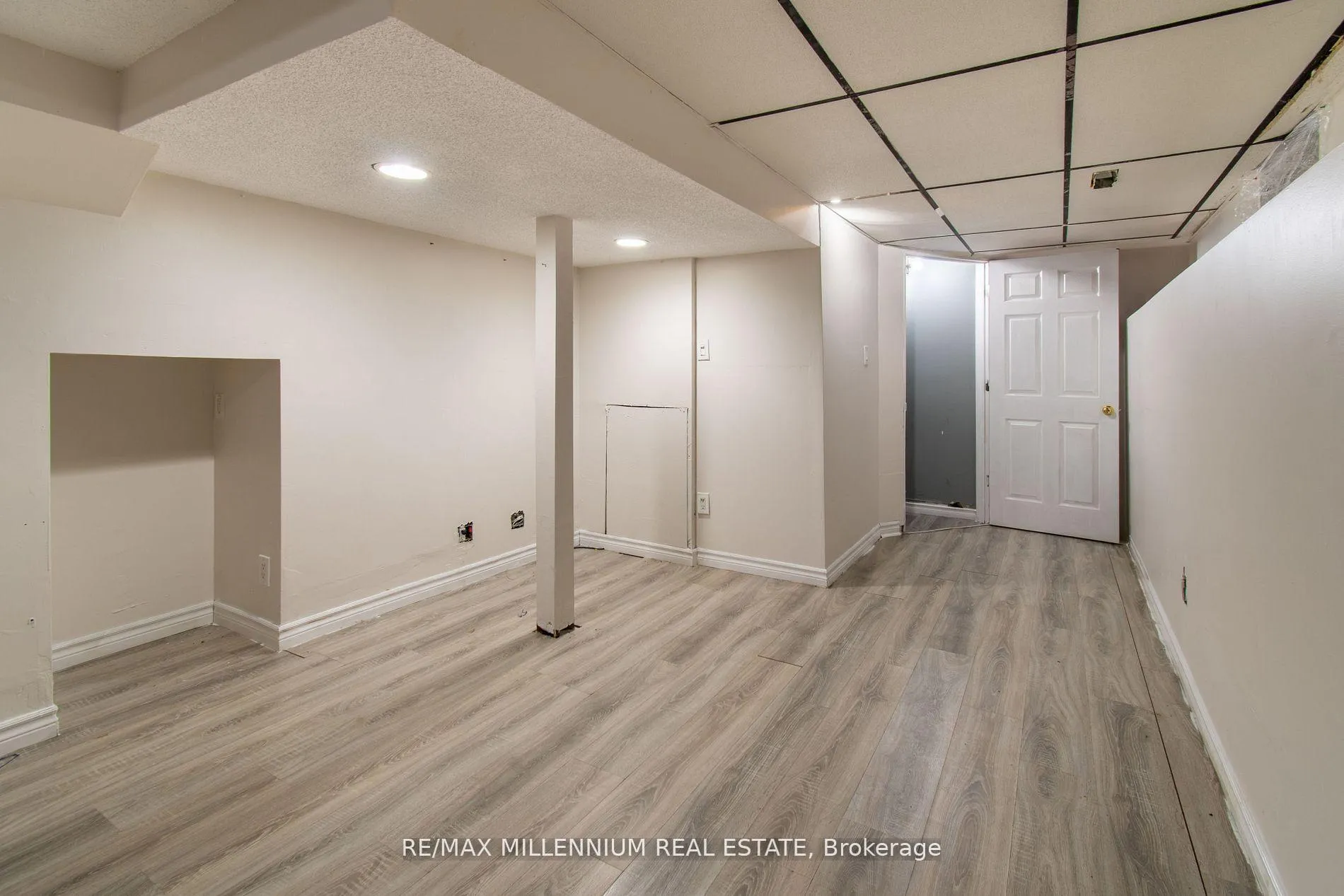 Photo 38 of 3021 Pinegrove Road, Springwater, Rural Springwater — HOMEH