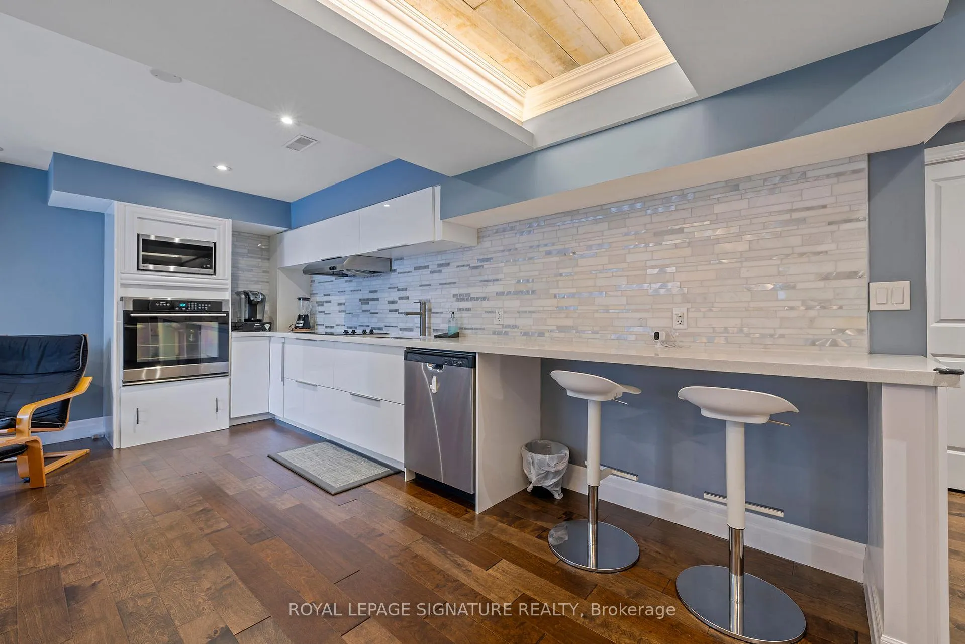 Photo 38 of 68 Southcreek Drive, Hamilton, Meadowlands — HOMEH