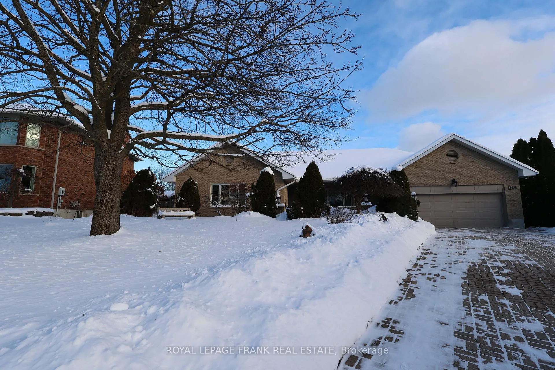Photo 1 of 1162 Summit Drive, Peterborough, Otonabee Ward 1 — HOMEH