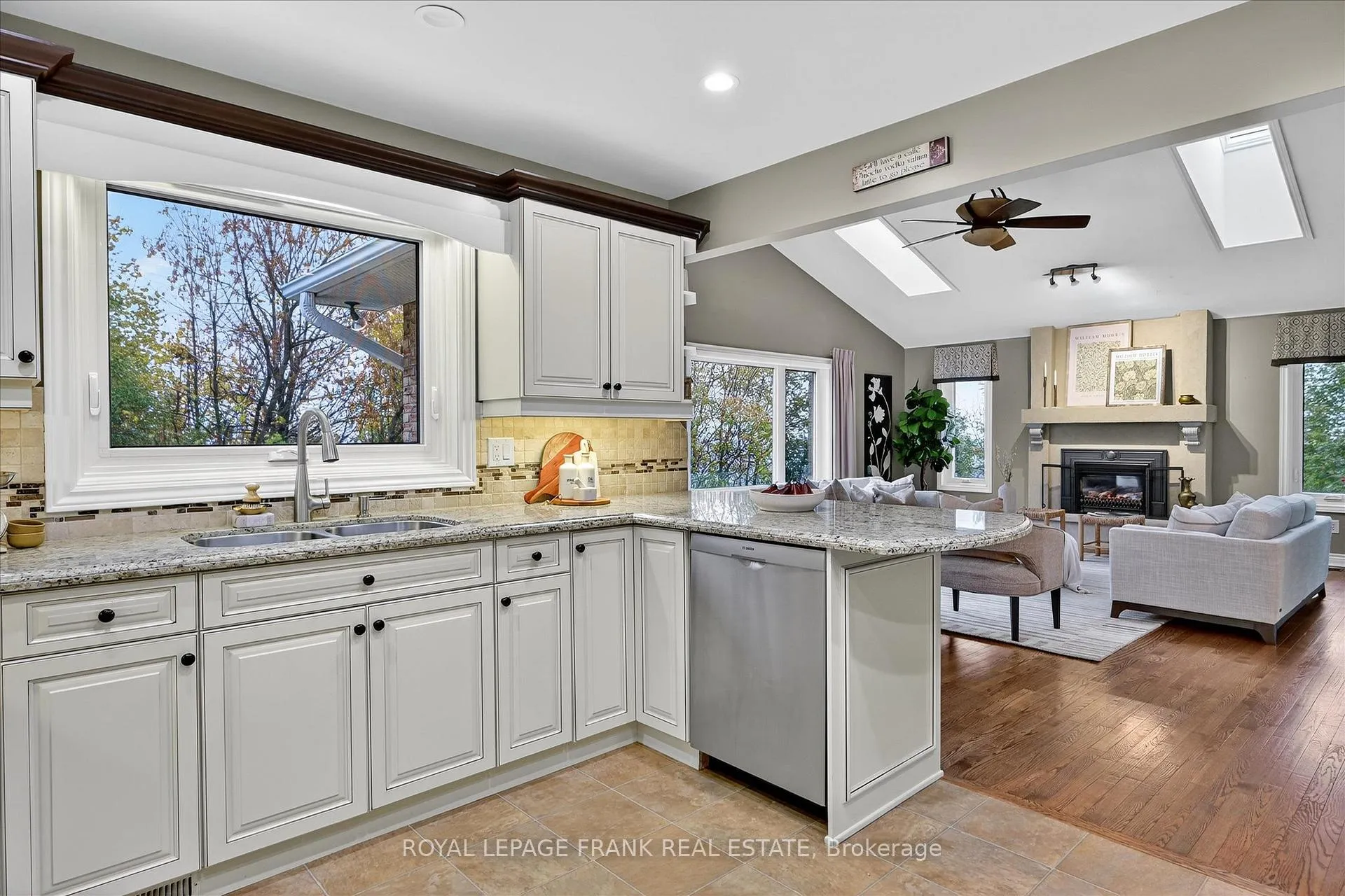Photo 12 of 1162 Summit Drive, Peterborough, Otonabee Ward 1 — HOMEH