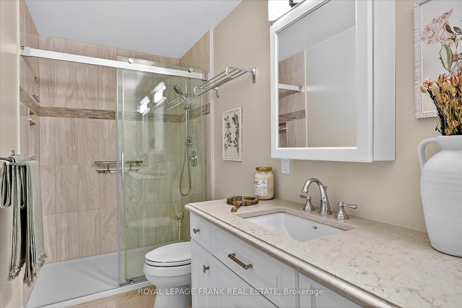 Photo 23 of 1162 Summit Drive, Peterborough, Otonabee Ward 1 — HOMEH