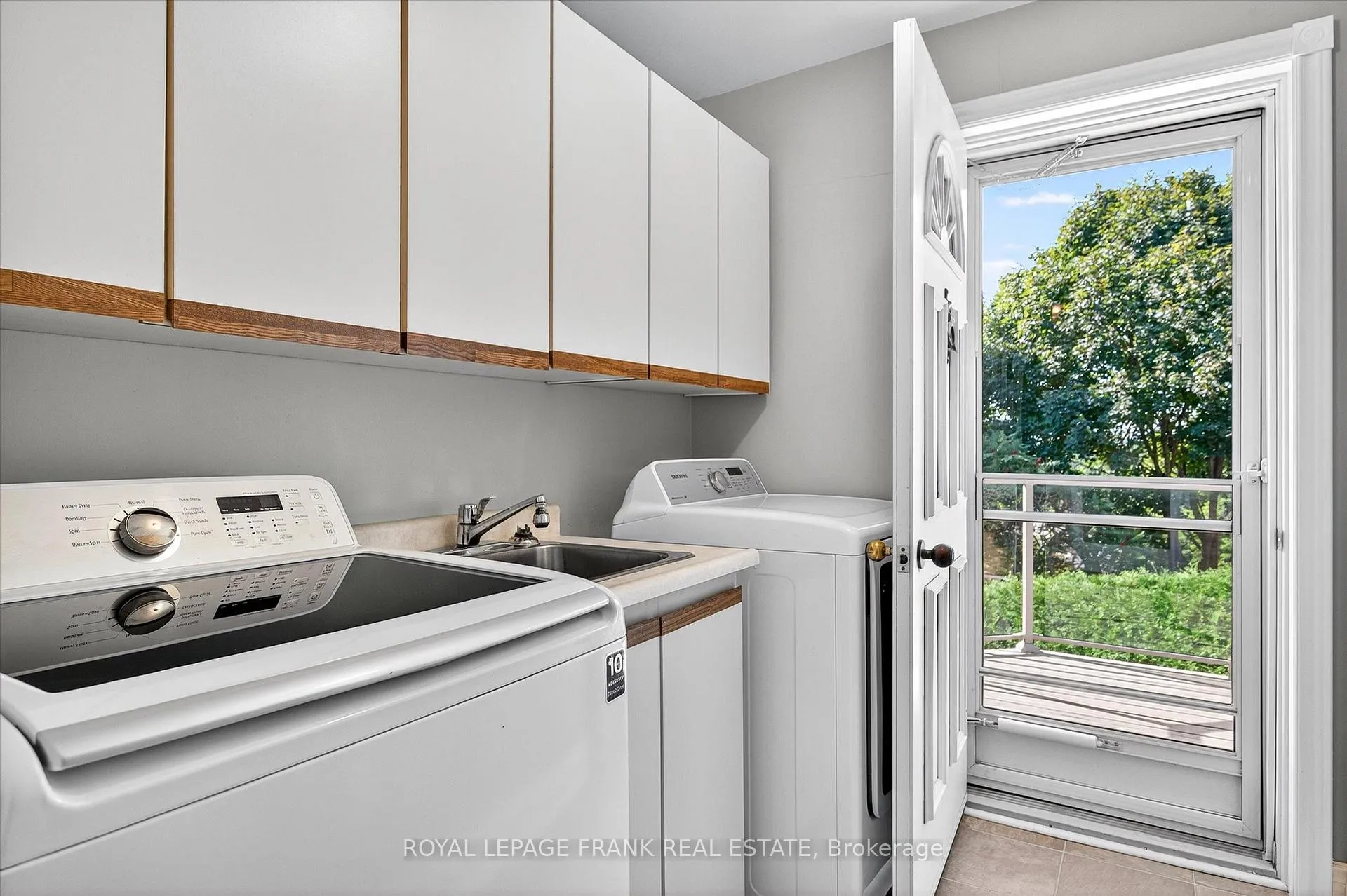 Photo 28 of 1162 Summit Drive, Peterborough, Otonabee Ward 1 — HOMEH