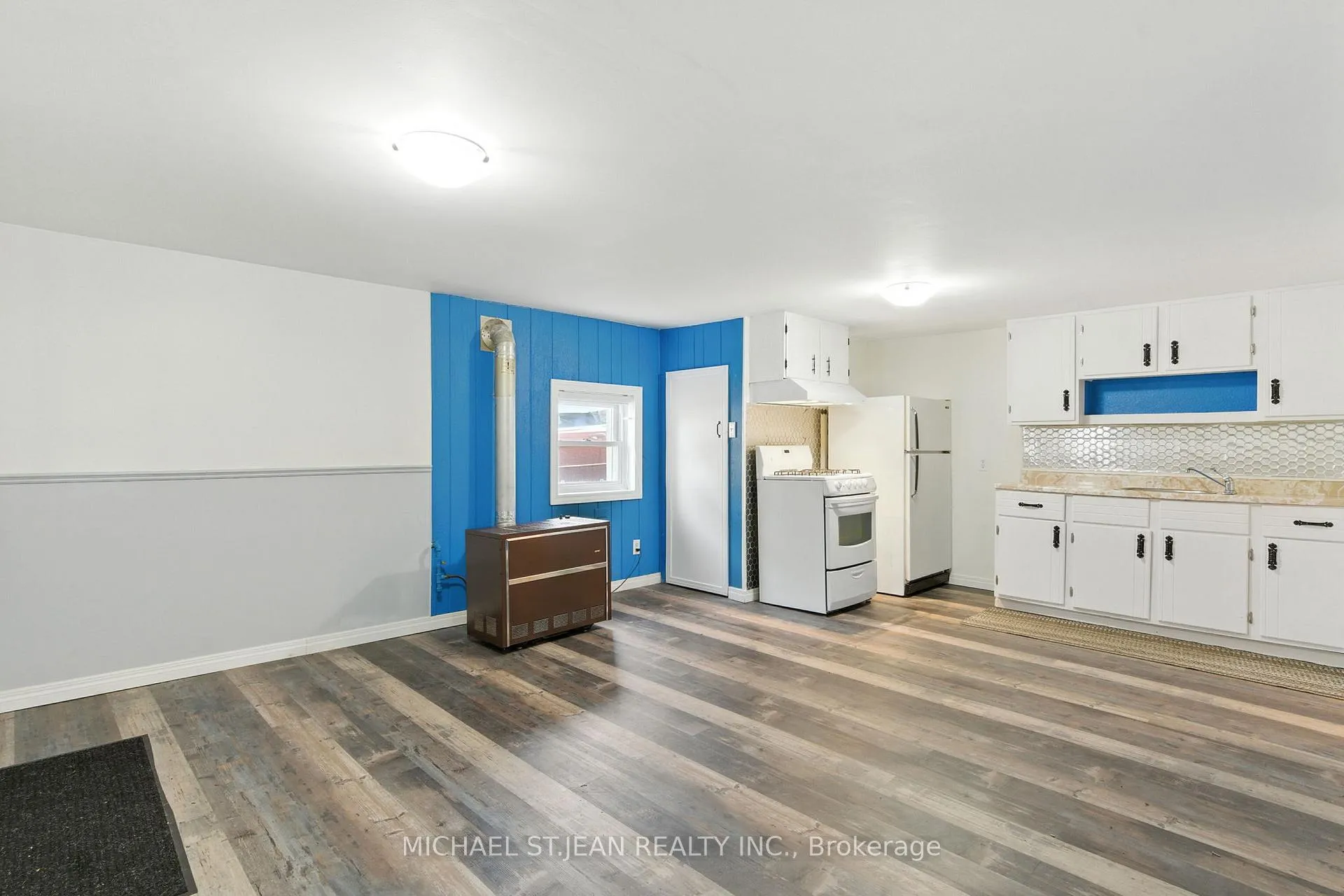 Photo 6 of 7 Balmoral Avenue, Welland, Lincoln/Crowland — HOMEH