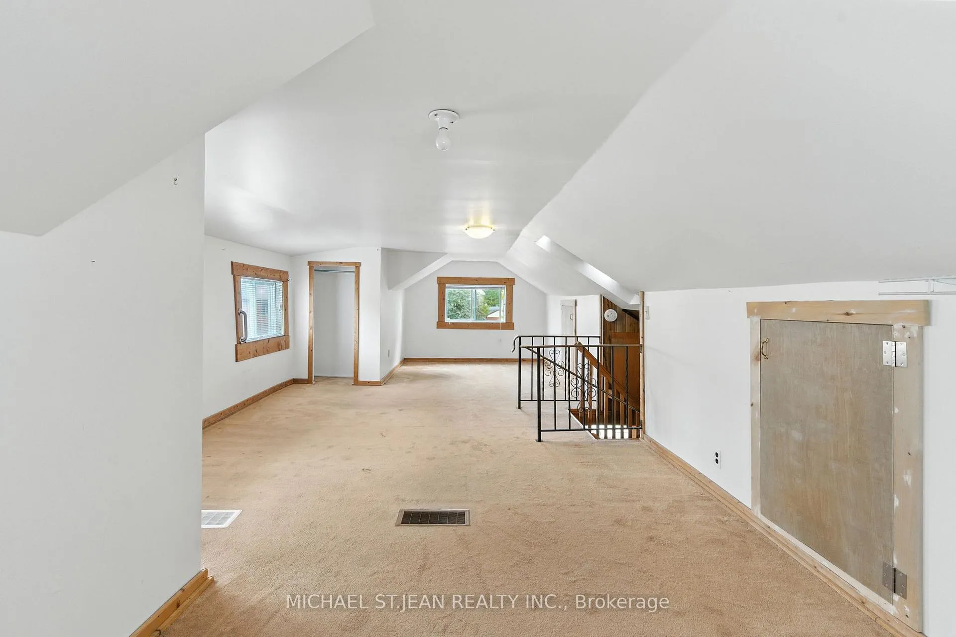 Photo 32 of 7 Balmoral Avenue, Welland, Lincoln/Crowland — HOMEH