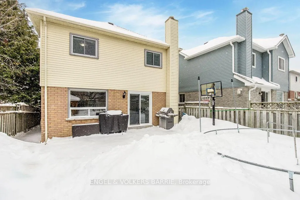 Photo 31 of 101 Hadden Crescent, Barrie, Cundles East — HOMEH