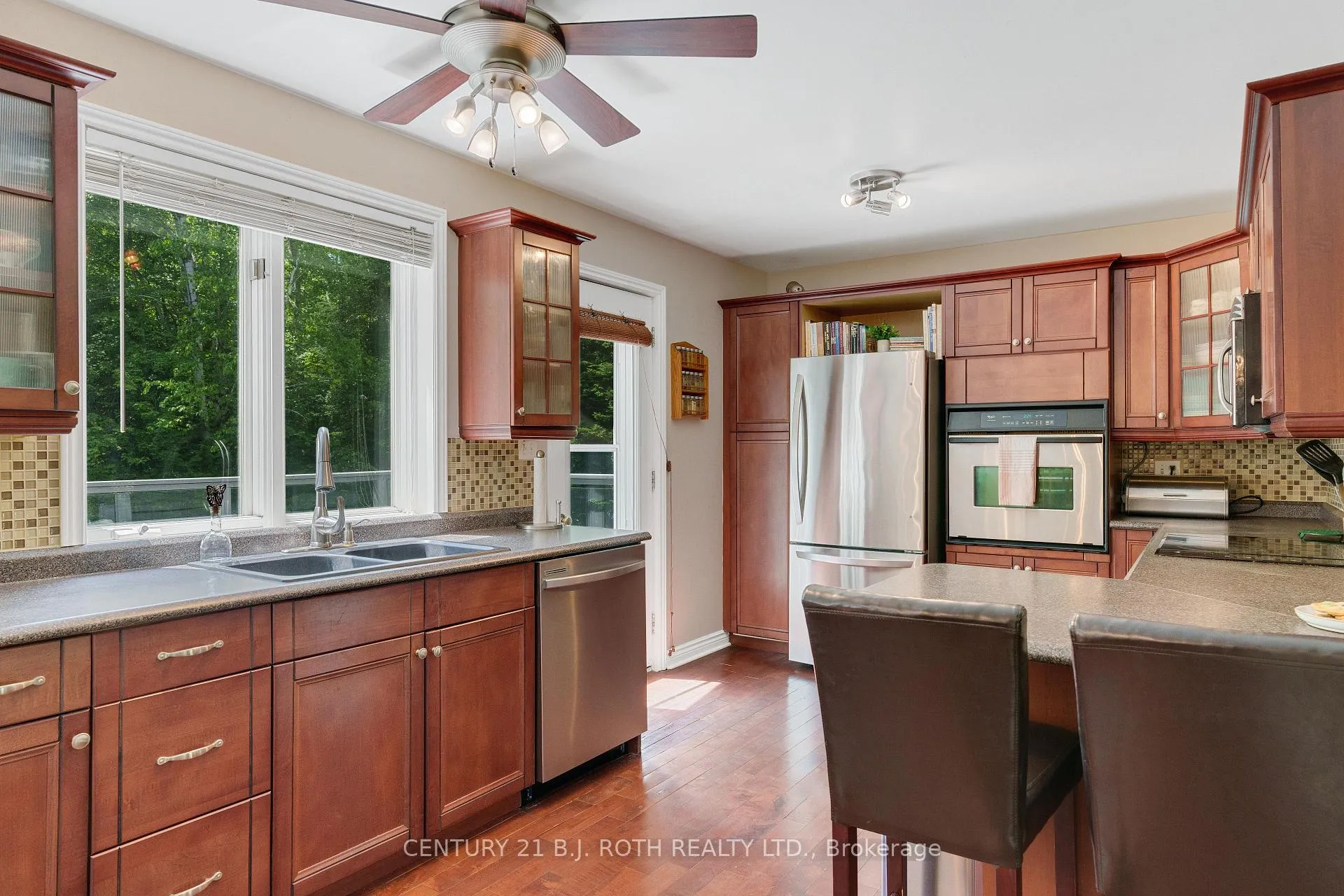 Photo 12 of 3998 Martindale Crescent, Severn, Marchmont — HOMEH