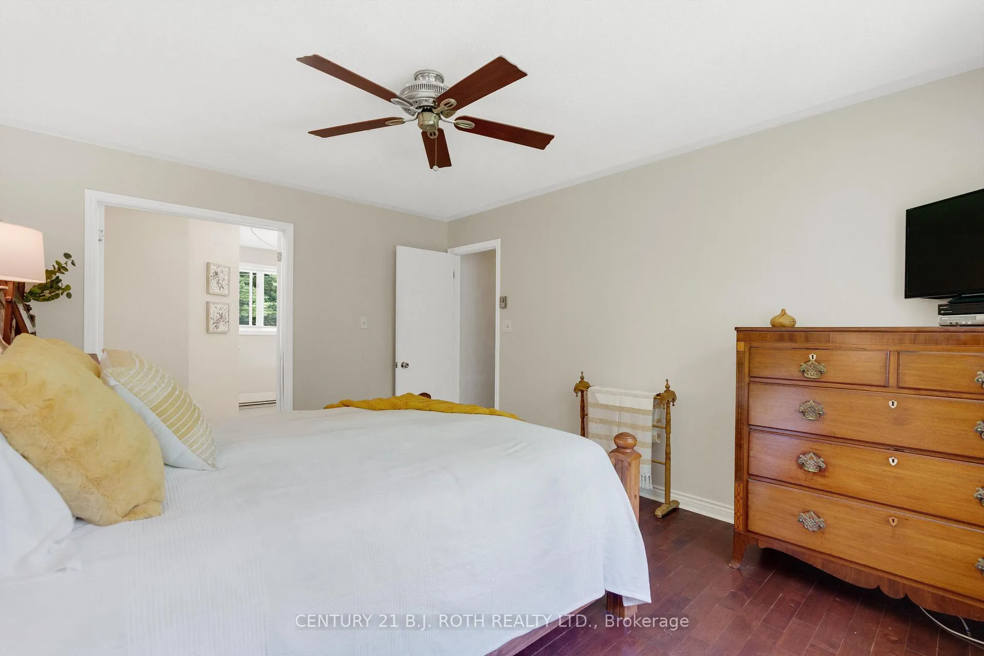 Photo 16 of 3998 Martindale Crescent, Severn, Marchmont — HOMEH
