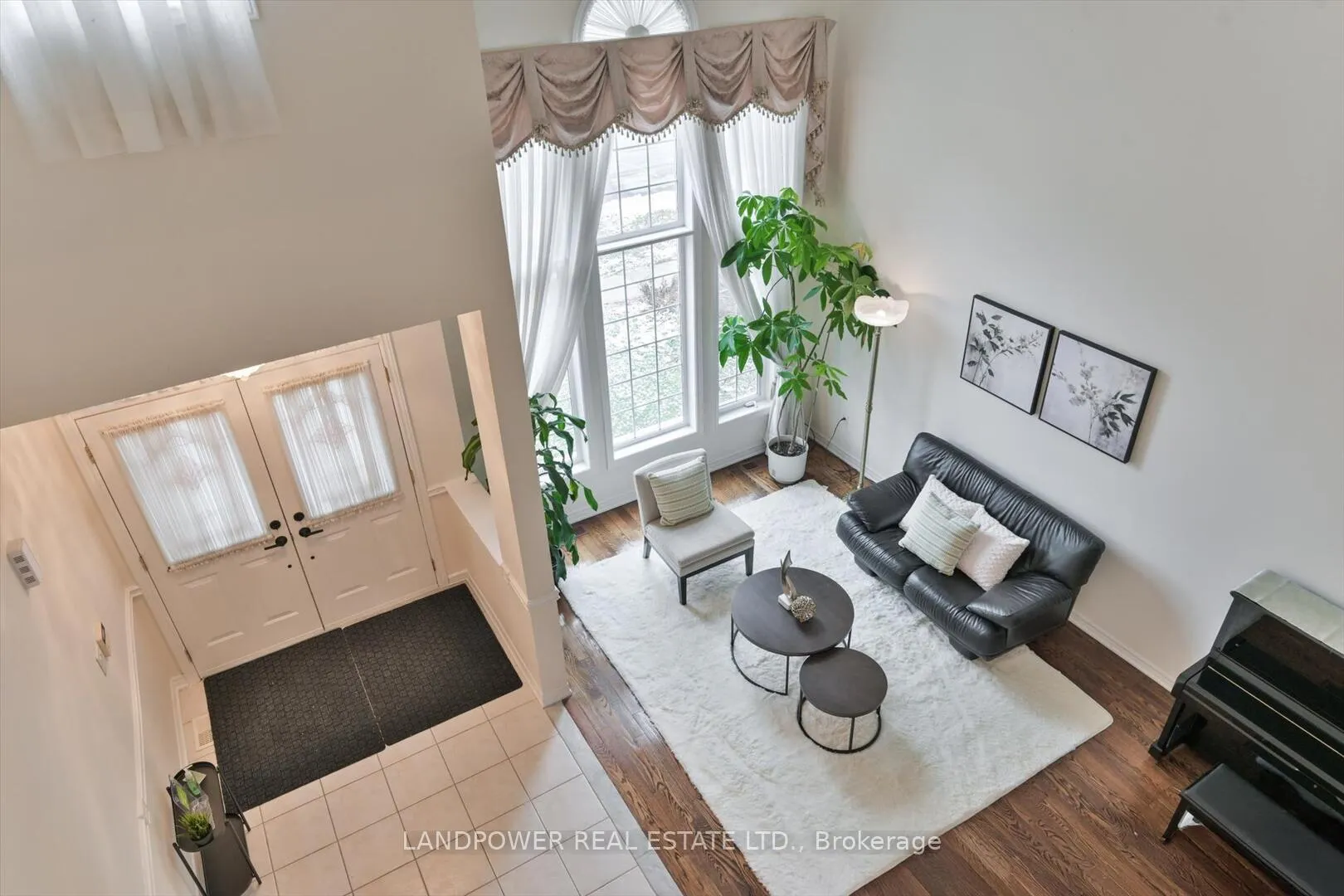 Photo 3 of 56 Hillmount Road, Markham, Cachet — HOMEH