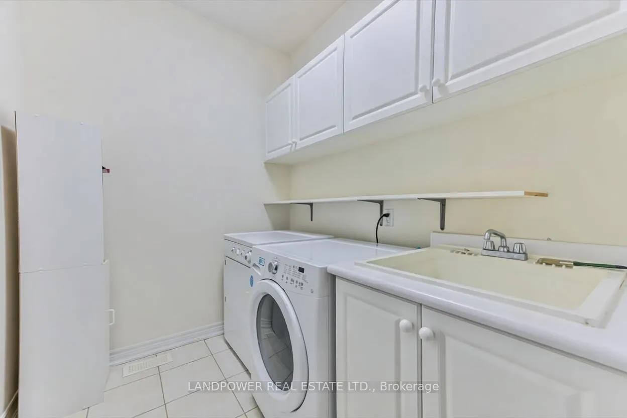 Photo 10 of 56 Hillmount Road, Markham, Cachet — HOMEH