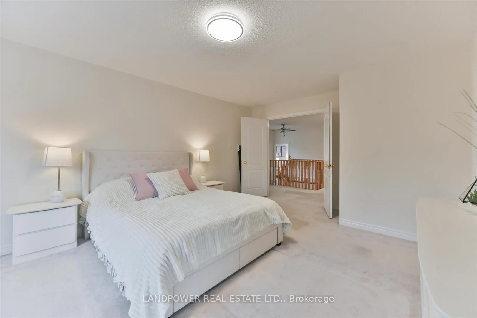 Photo 11 of 56 Hillmount Road, Markham, Cachet — HOMEH