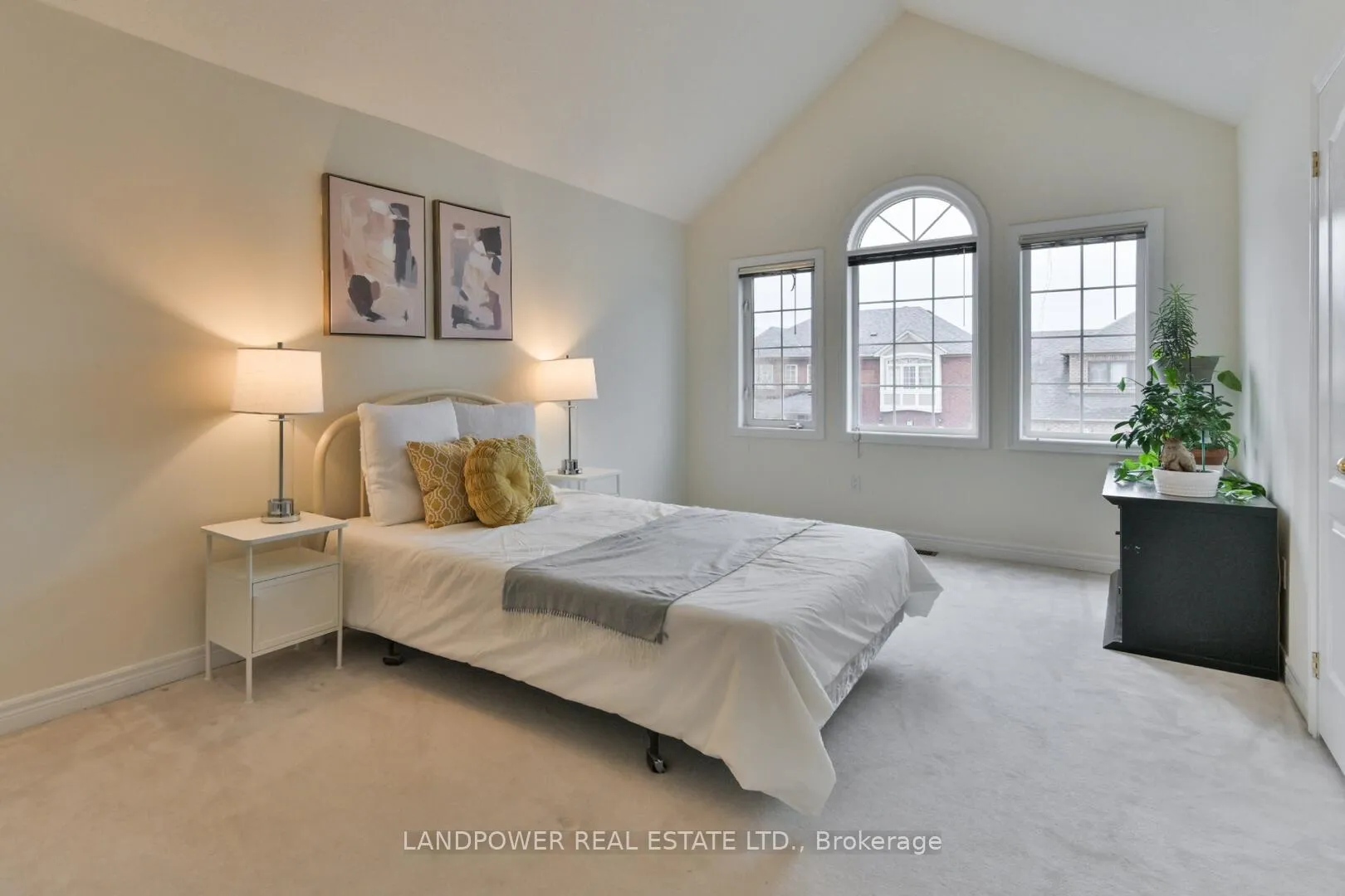 Photo 13 of 56 Hillmount Road, Markham, Cachet — HOMEH