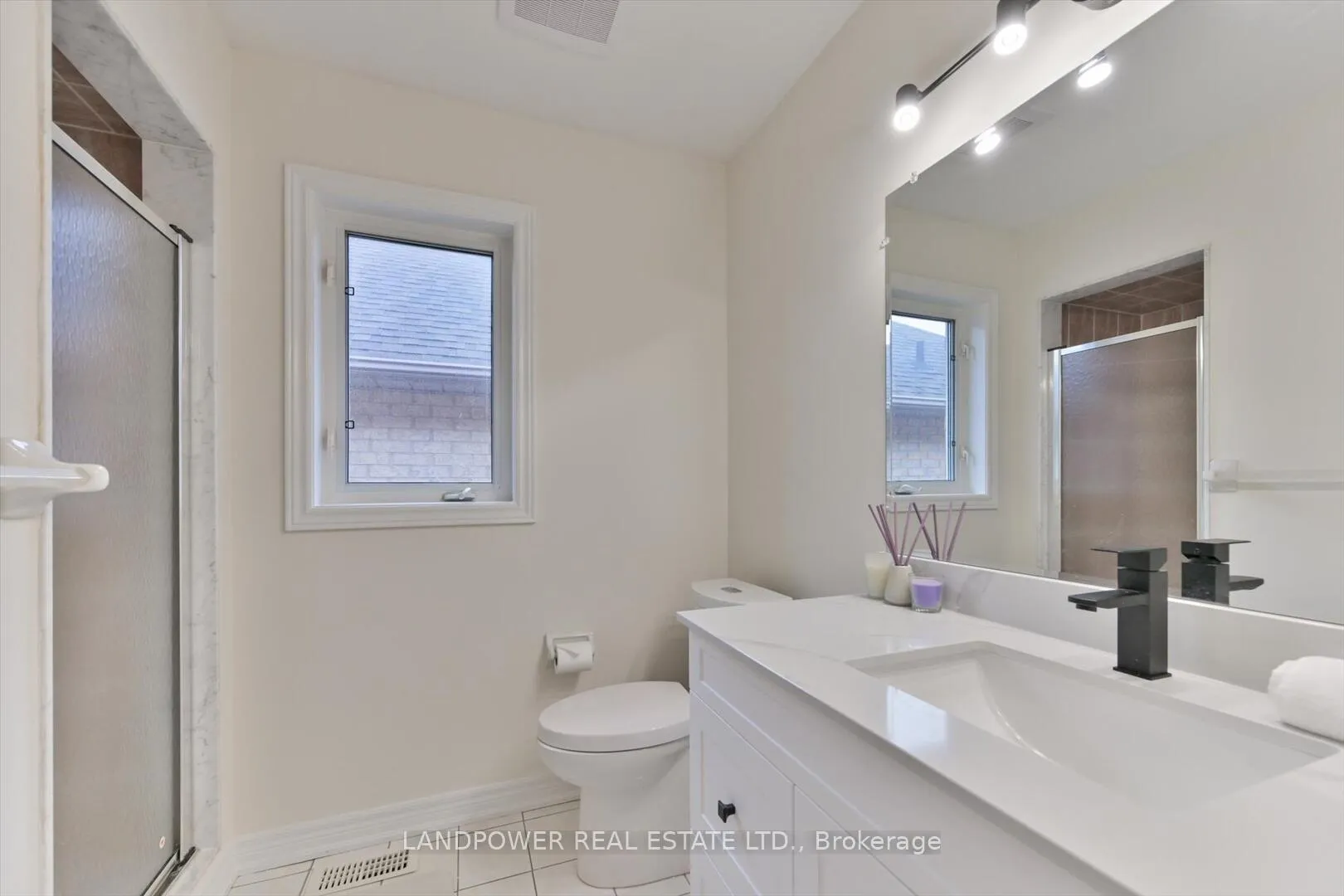 Photo 14 of 56 Hillmount Road, Markham, Cachet — HOMEH