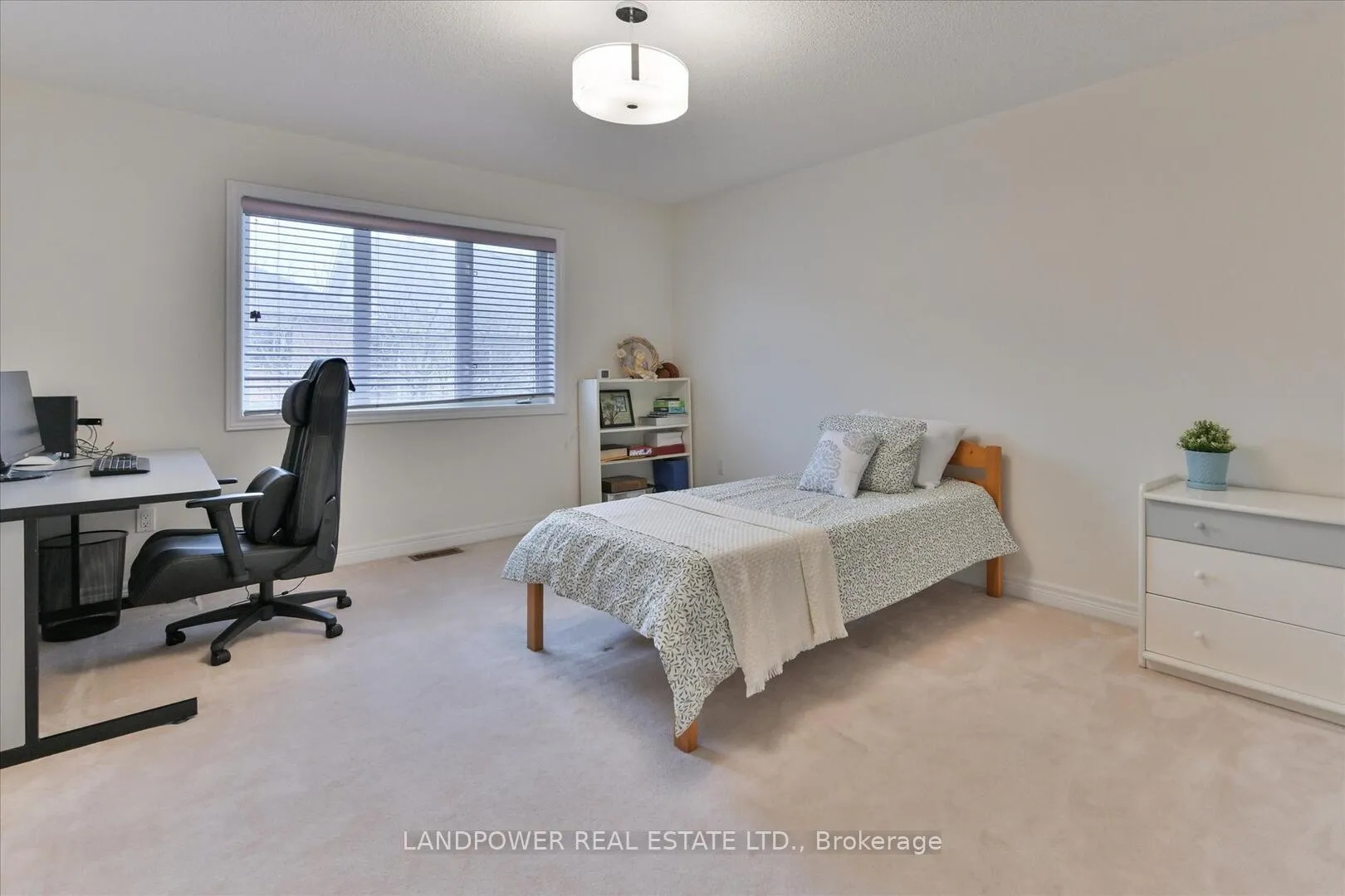 Photo 17 of 56 Hillmount Road, Markham, Cachet — HOMEH