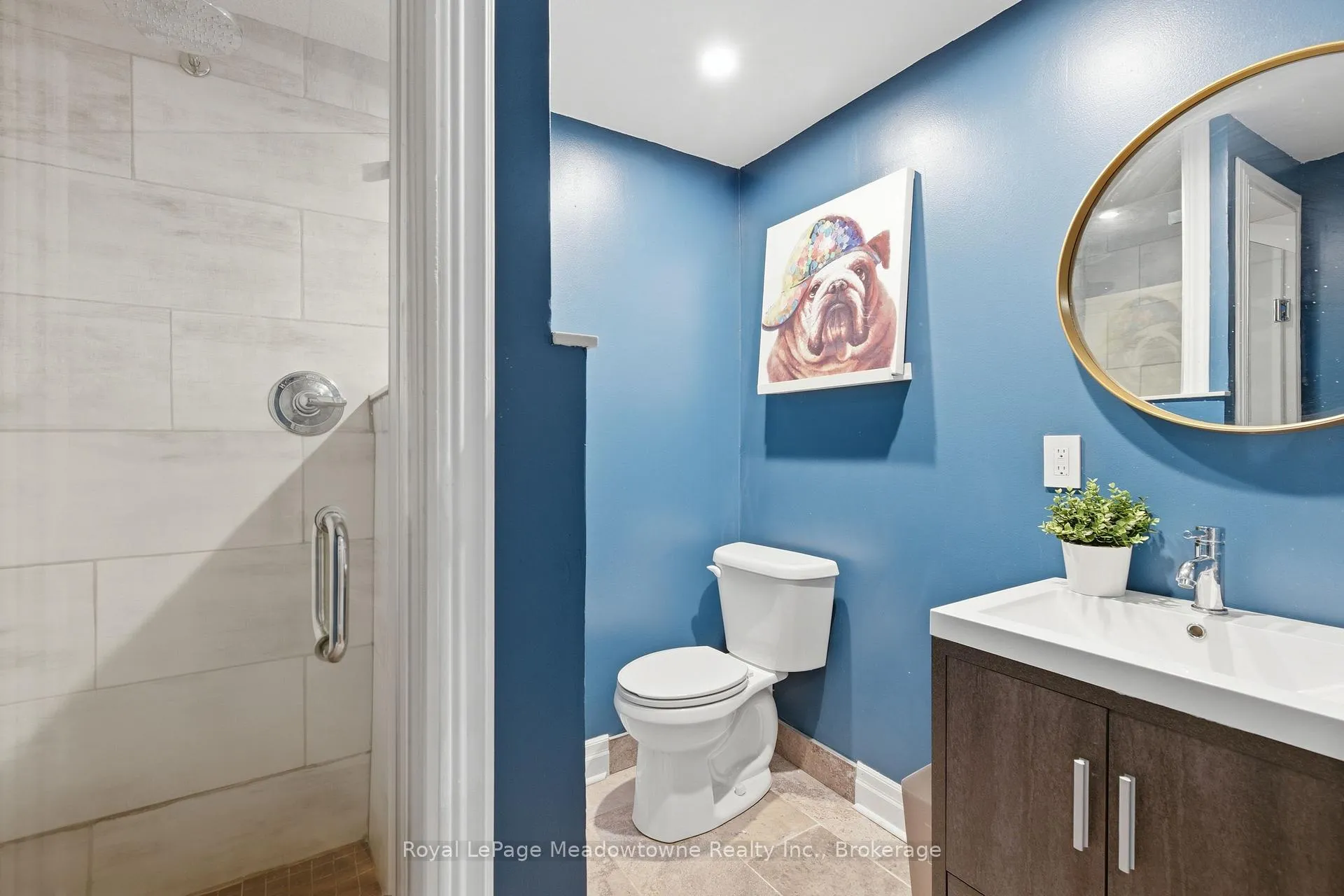 Photo 32 of 851 Gifford Crescent, Milton, Coates — HOMEH