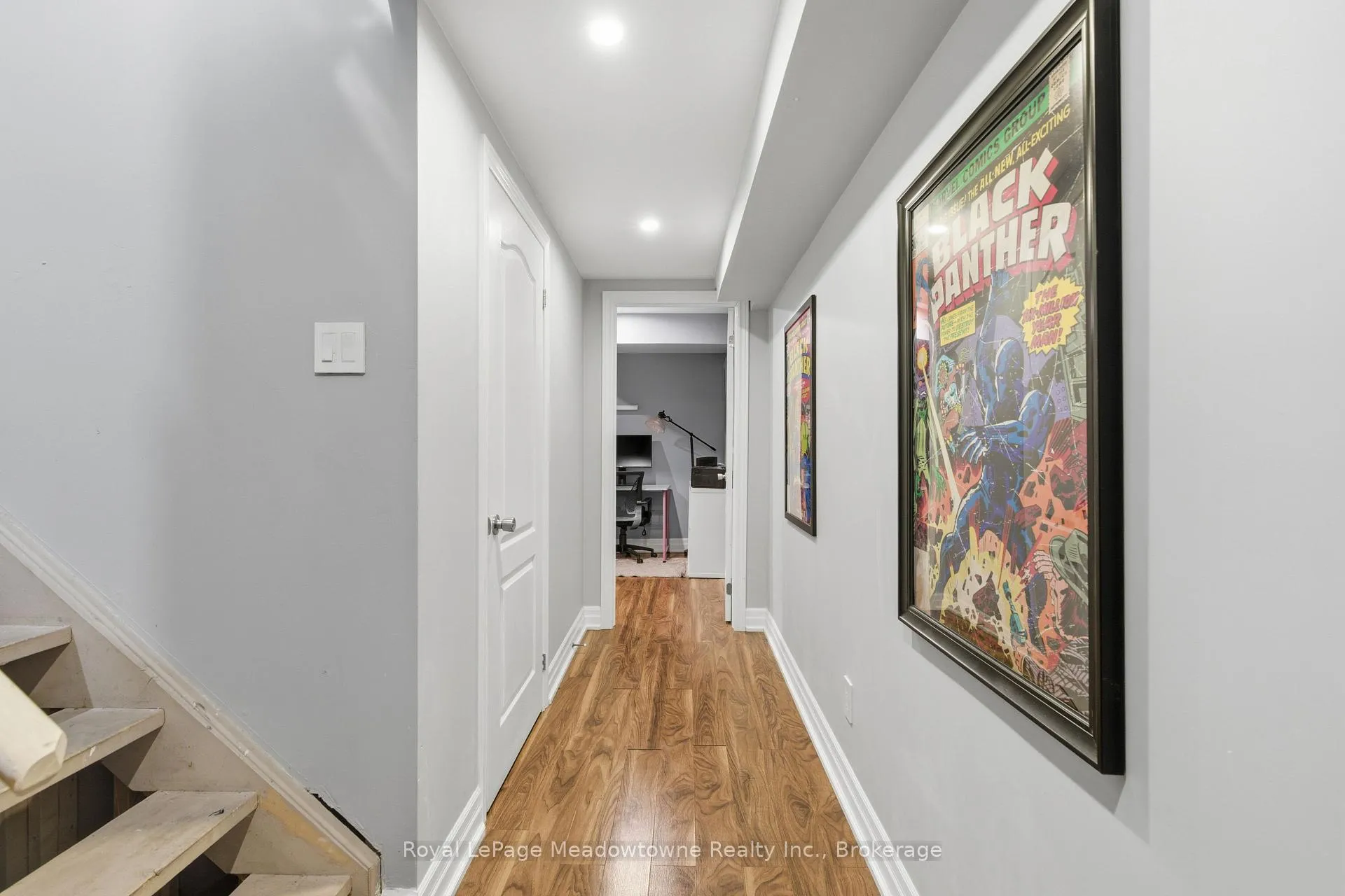 Photo 36 of 851 Gifford Crescent, Milton, Coates — HOMEH