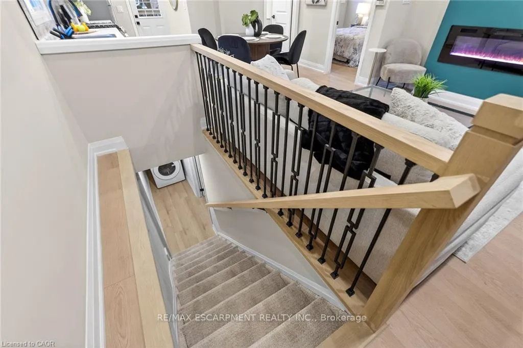 Photo 23 of 156 Walter Avenue N, Hamilton, Normanhurst — HOMEH
