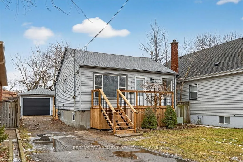 Photo 41 of 156 Walter Avenue N, Hamilton, Normanhurst — HOMEH