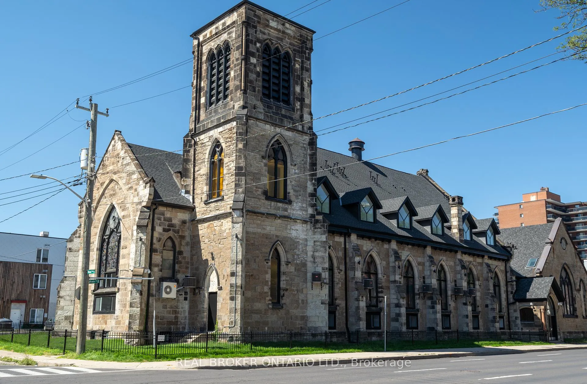 Photo of 16 West Avenue S