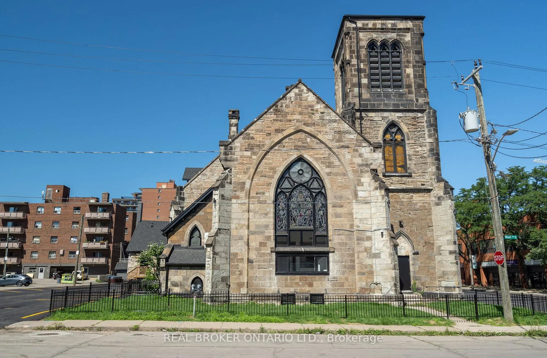 Photo 5 of 16 West Avenue S, Hamilton, Stinson — HOMEH