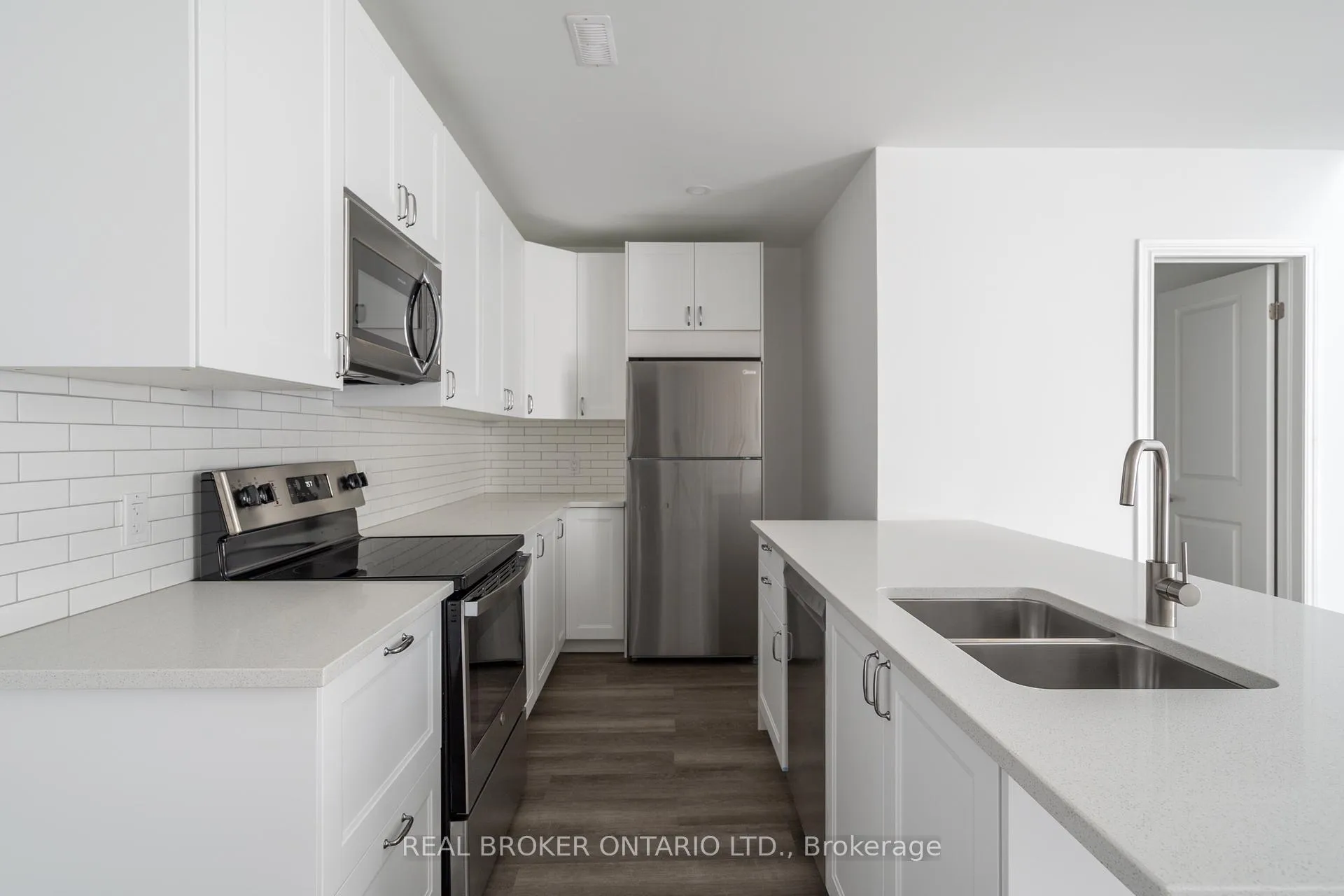 Photo 13 of 16 West Avenue S, Hamilton, Stinson — HOMEH