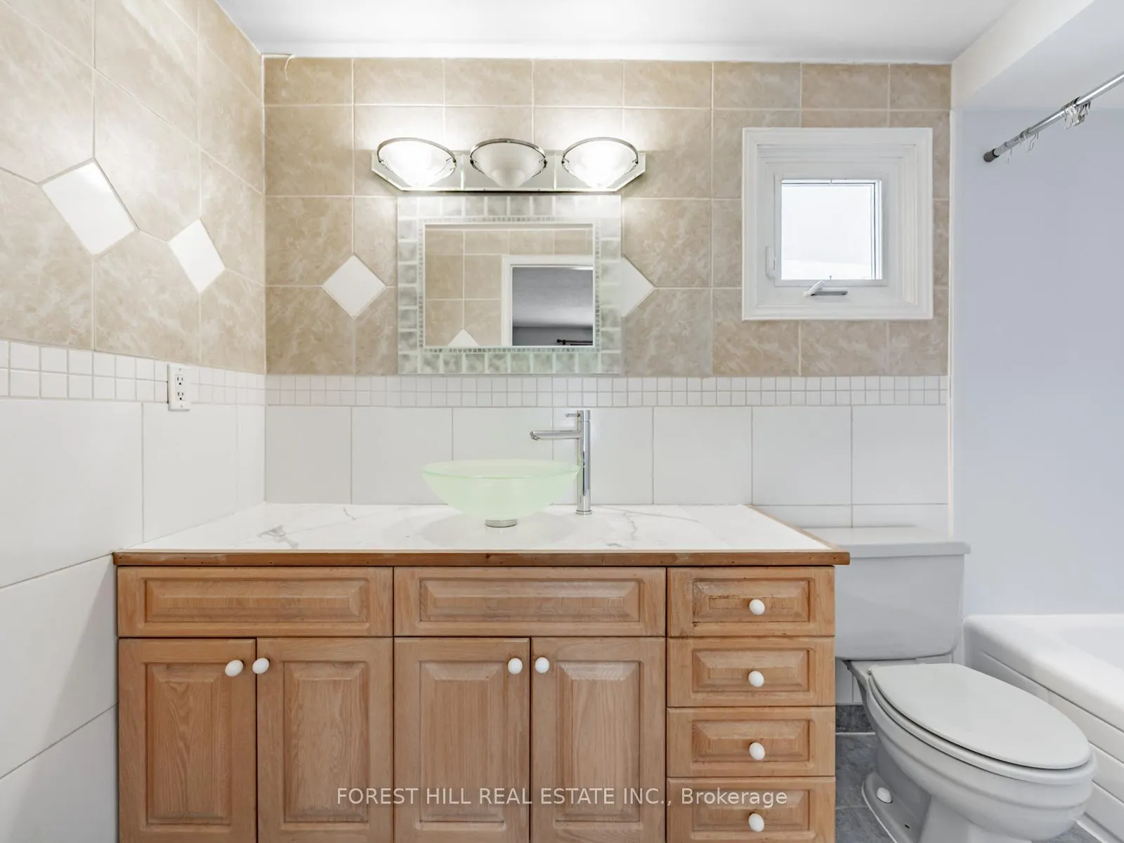Photo 20 of 44 Kirkham Drive, Ajax, Central West — HOMEH