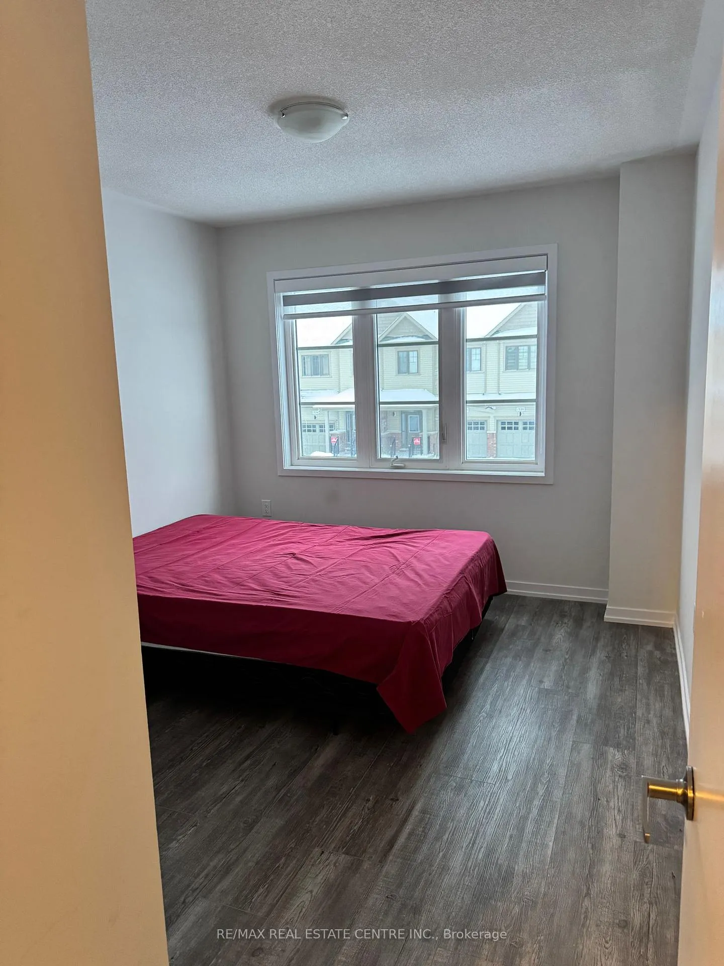 Photo 2 of 1537 Wheatcroft Drive, Oshawa, Kedron — HOMEH