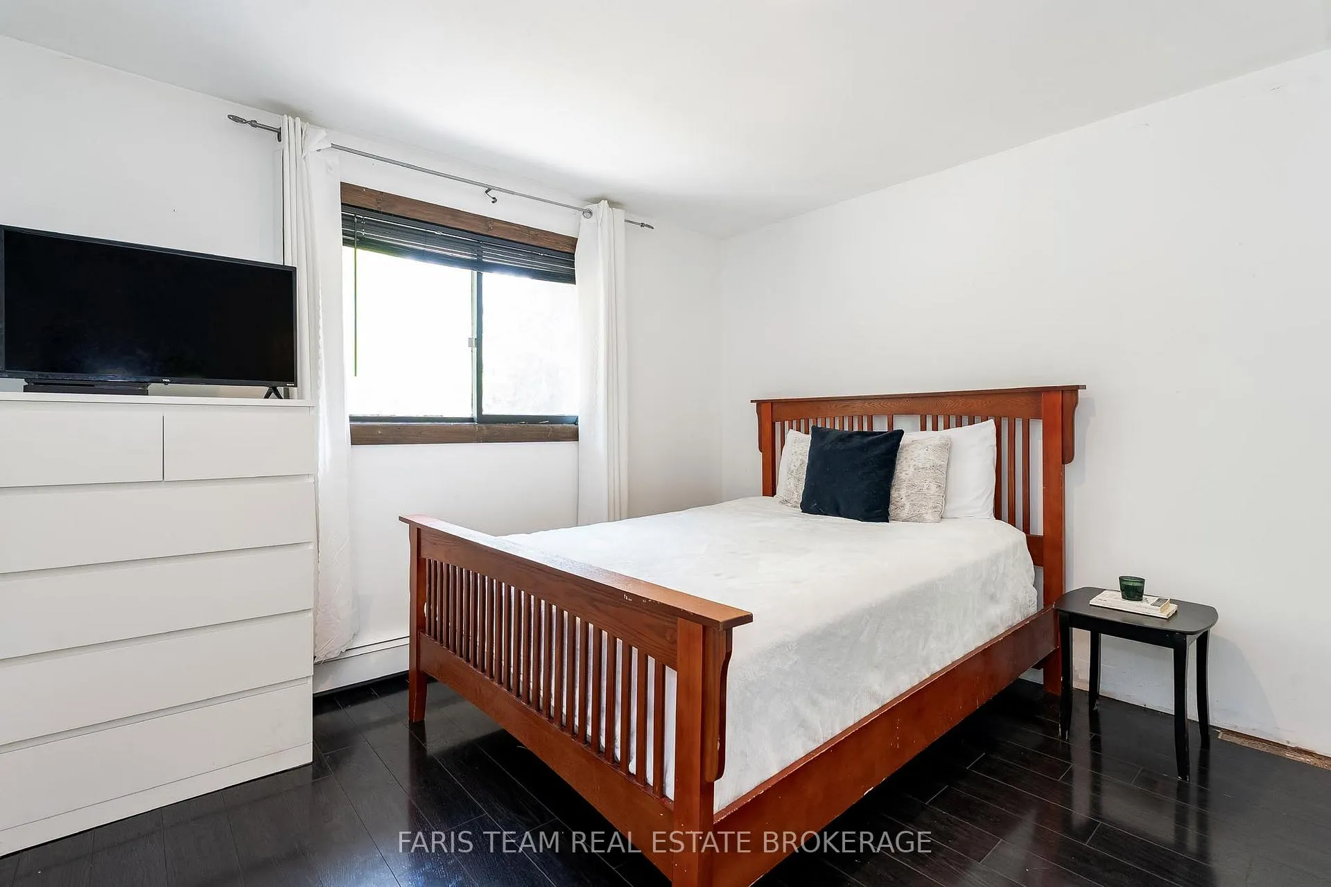 Photo 17 of 256 Knox Road E, Wasaga Beach — HOMEH