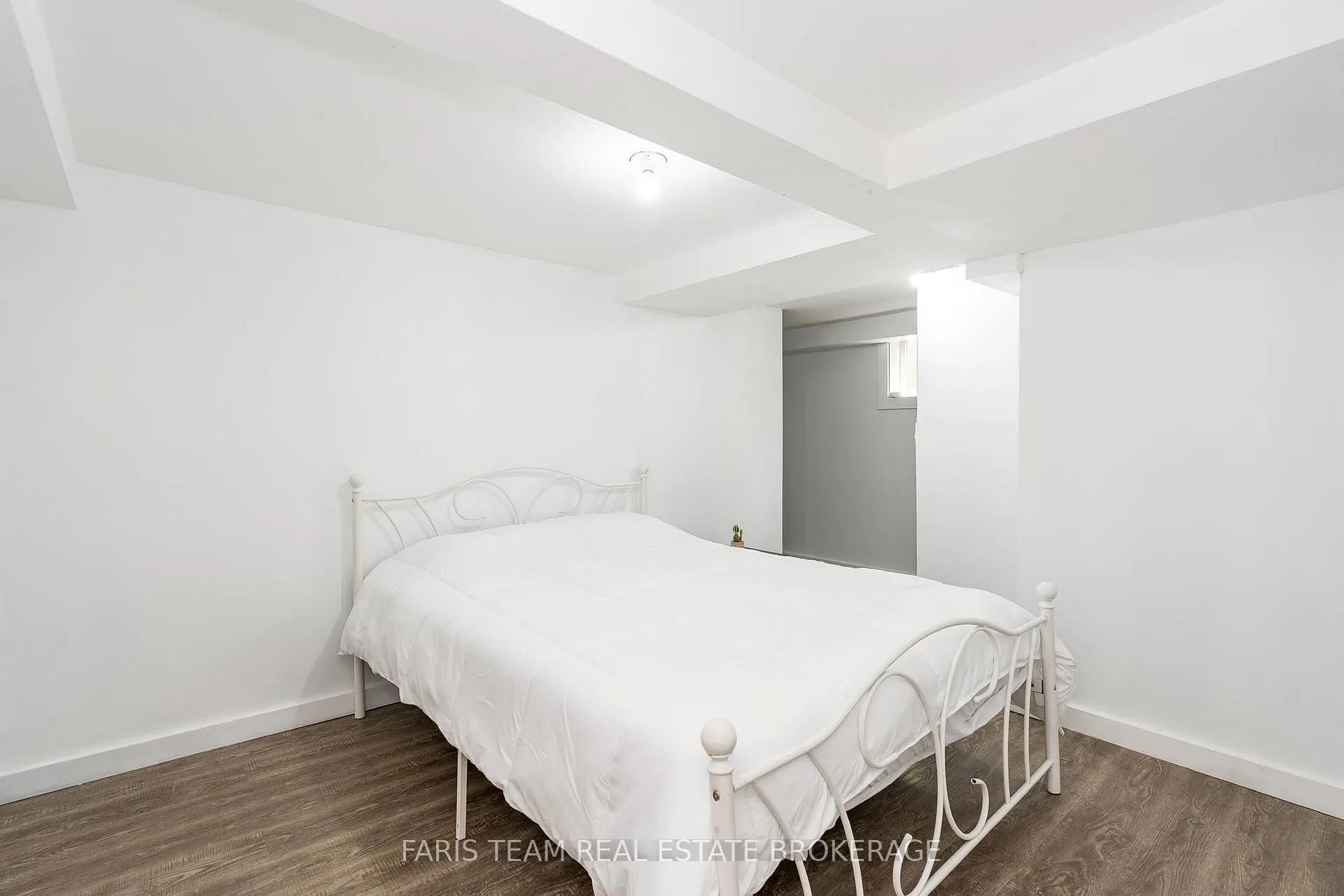 Photo 23 of 256 Knox Road E, Wasaga Beach — HOMEH