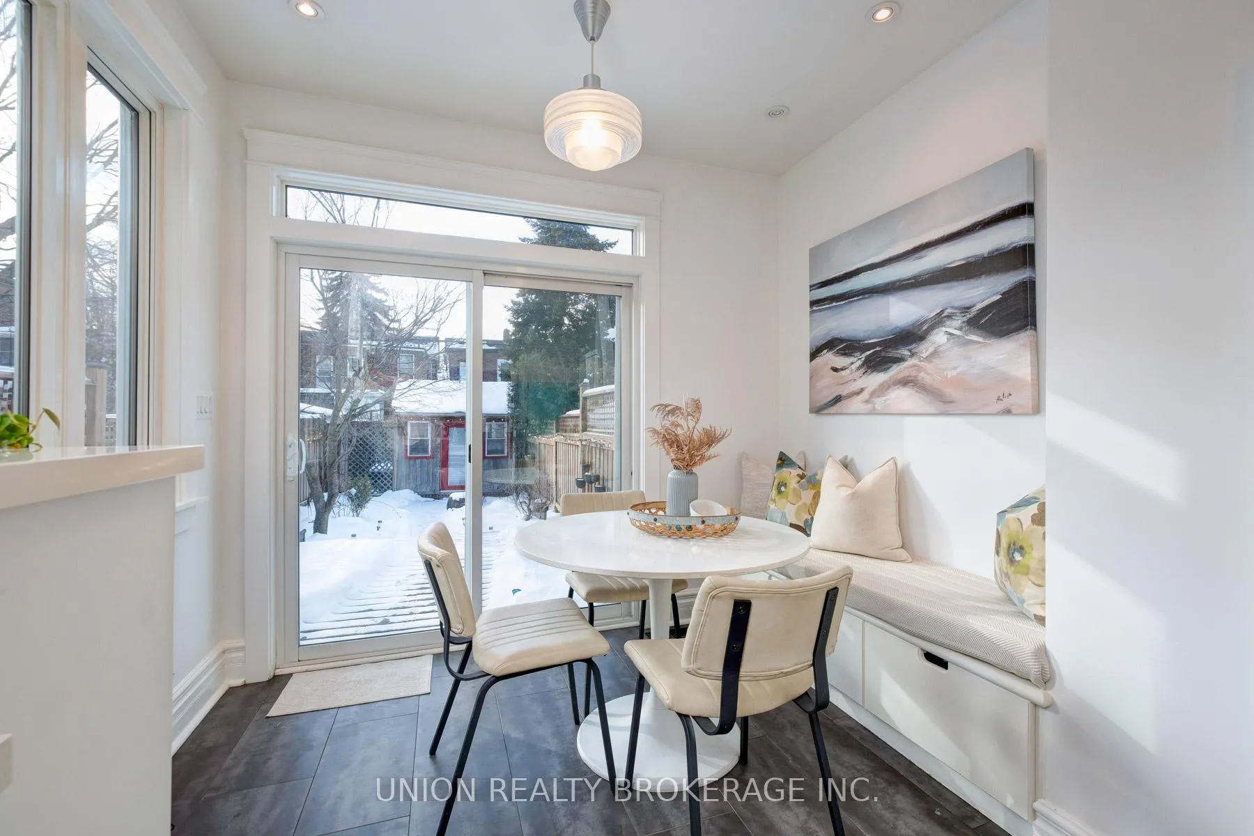 Photo 12 of 186 Scarborough Road, Toronto, The Beaches — HOMEH