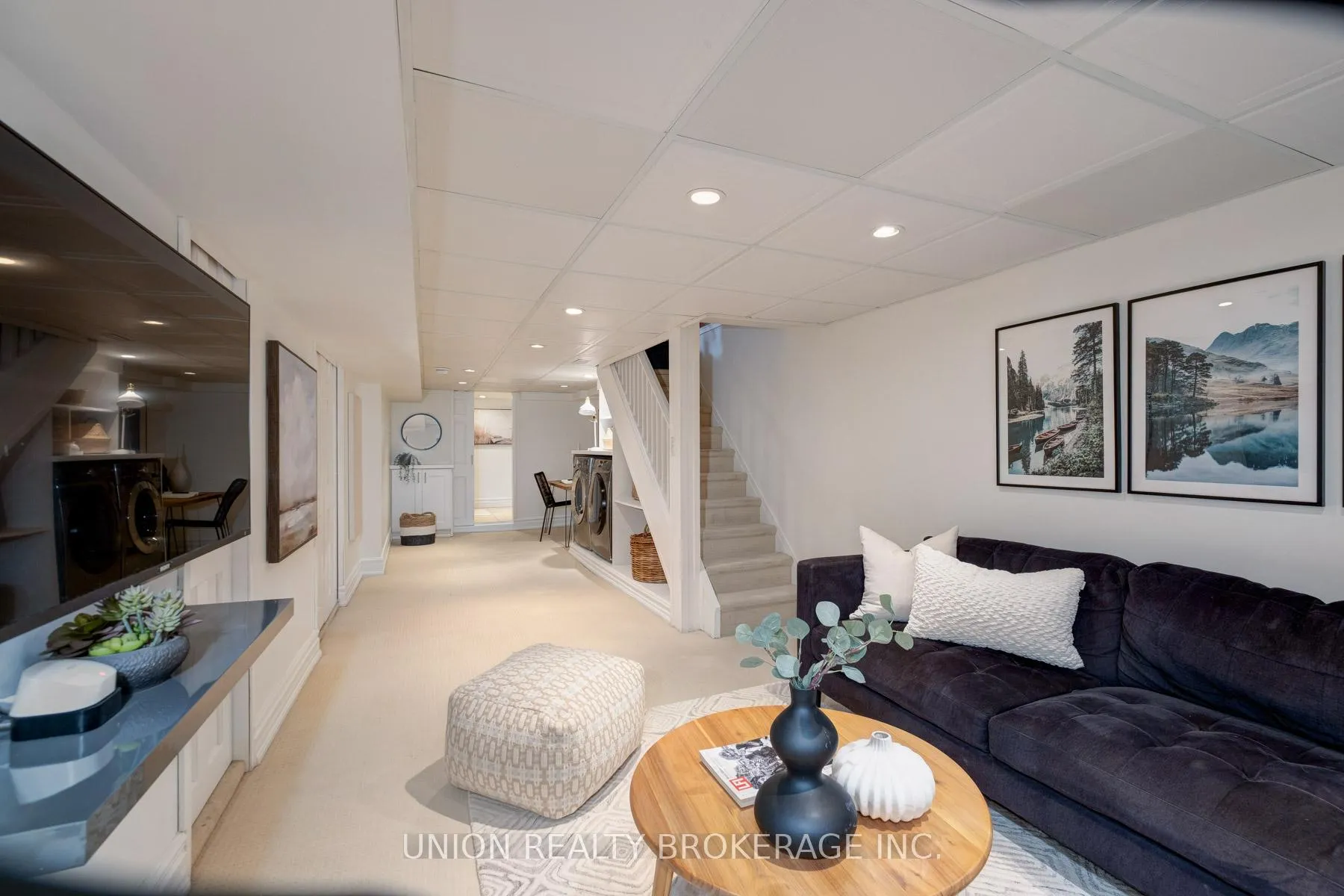 Photo 24 of 186 Scarborough Road, Toronto, The Beaches — HOMEH