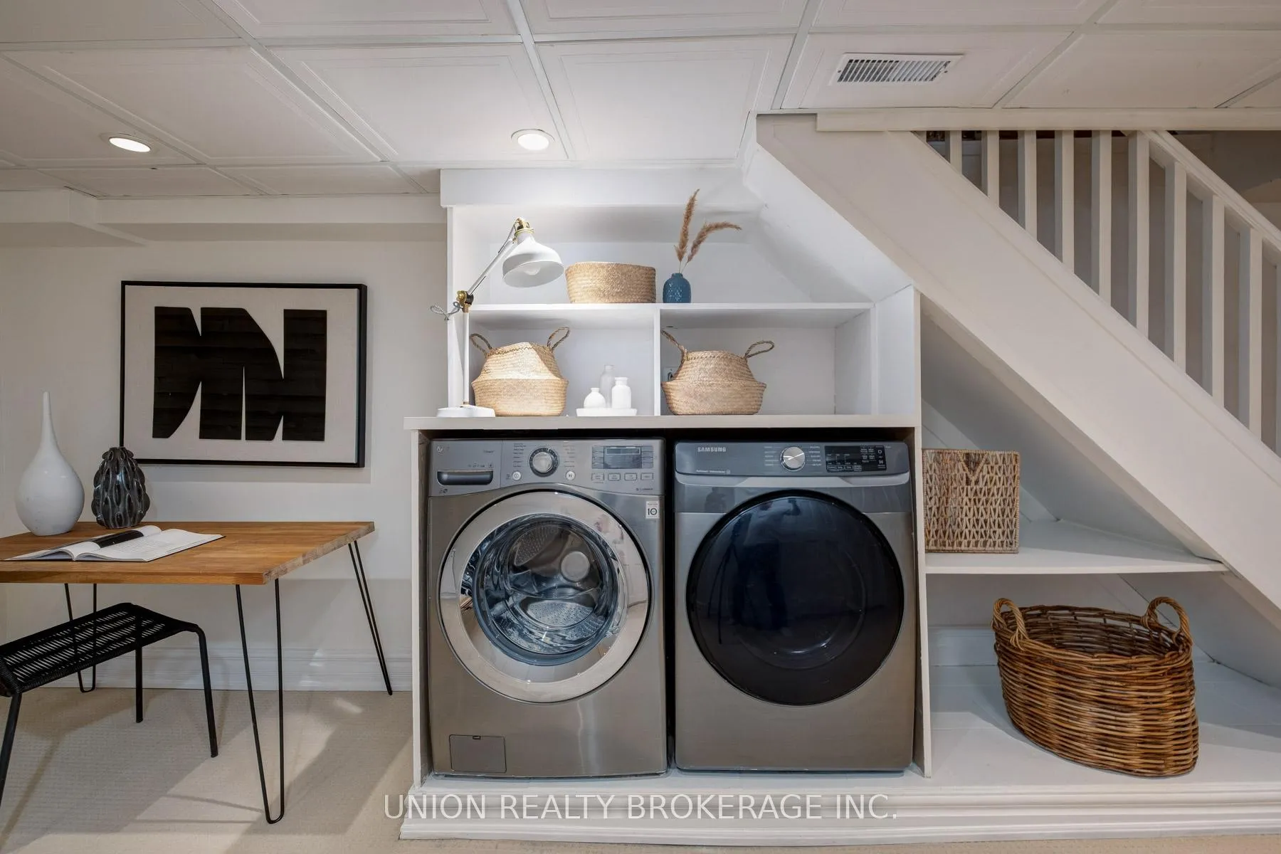 Photo 29 of 186 Scarborough Road, Toronto, The Beaches — HOMEH
