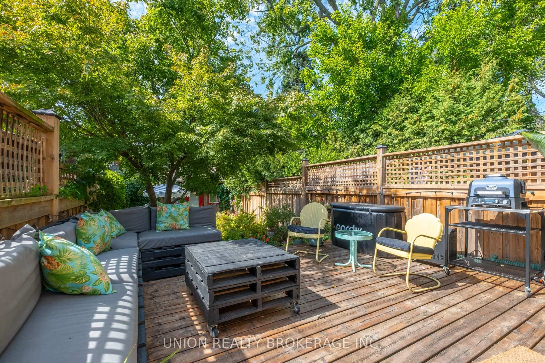 Photo 30 of 186 Scarborough Road, Toronto, The Beaches — HOMEH