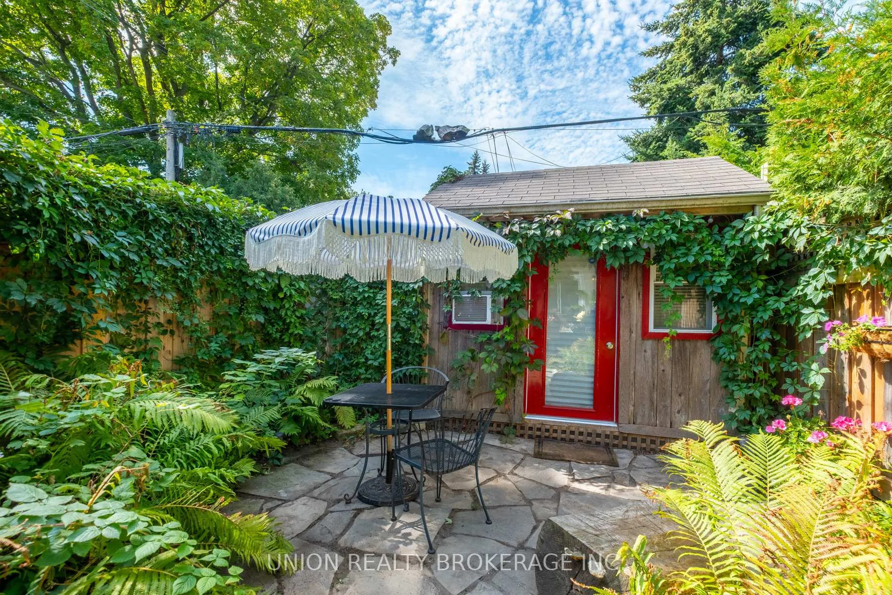 Photo 33 of 186 Scarborough Road, Toronto, The Beaches — HOMEH