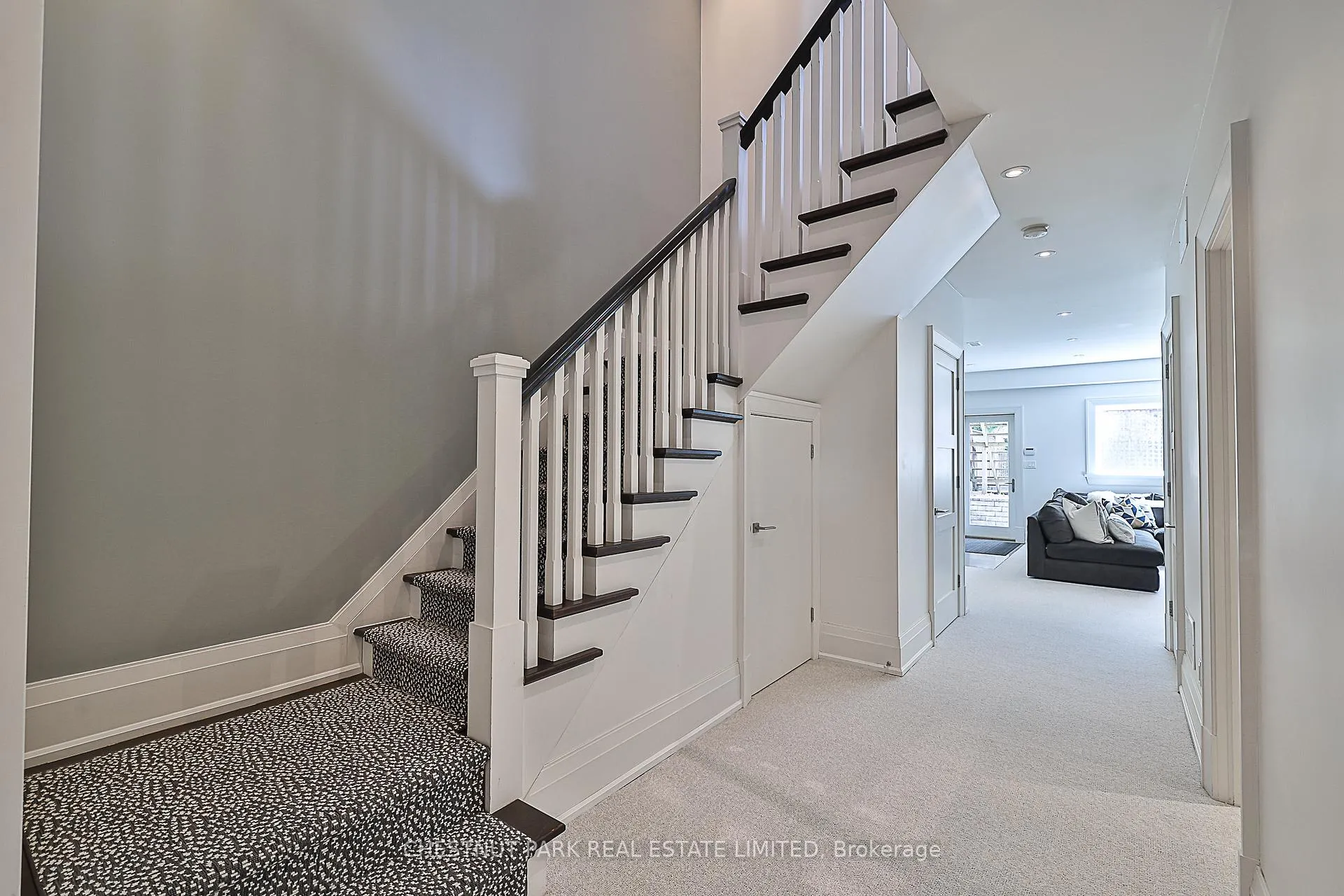 Photo 28 of 229 Douglas Avenue, Toronto, Lawrence Park North — HOMEH