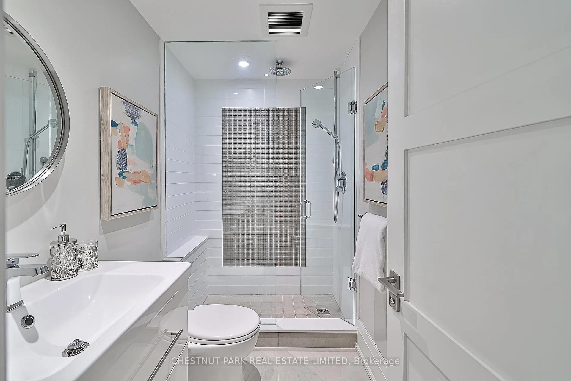 Photo 33 of 229 Douglas Avenue, Toronto, Lawrence Park North — HOMEH