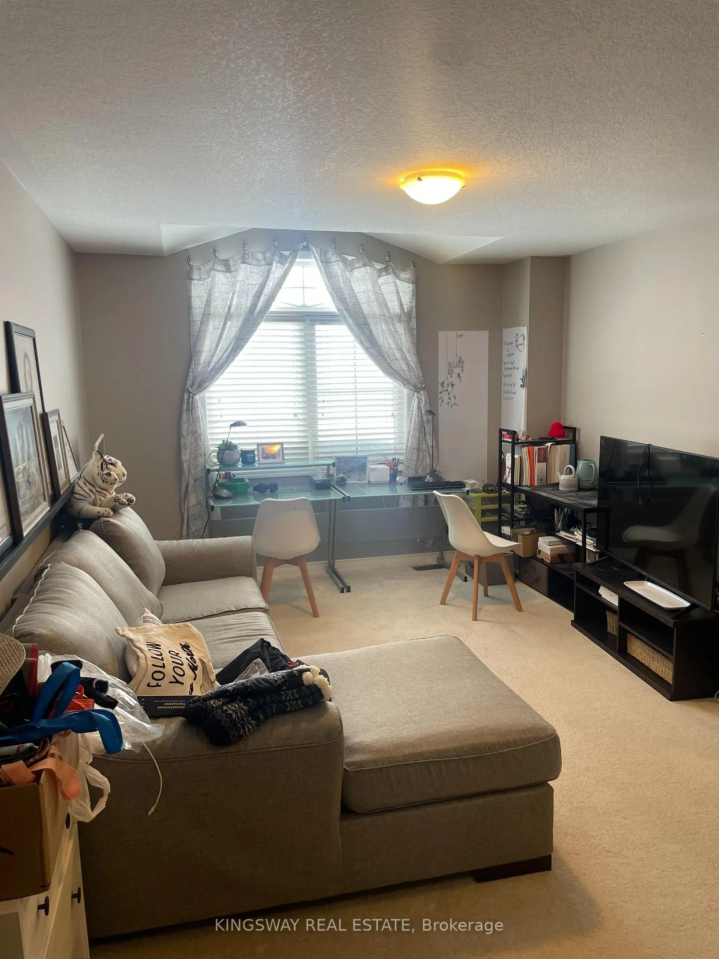Photo 8 of 229 Pineglen Crescent, Kitchener — HOMEH