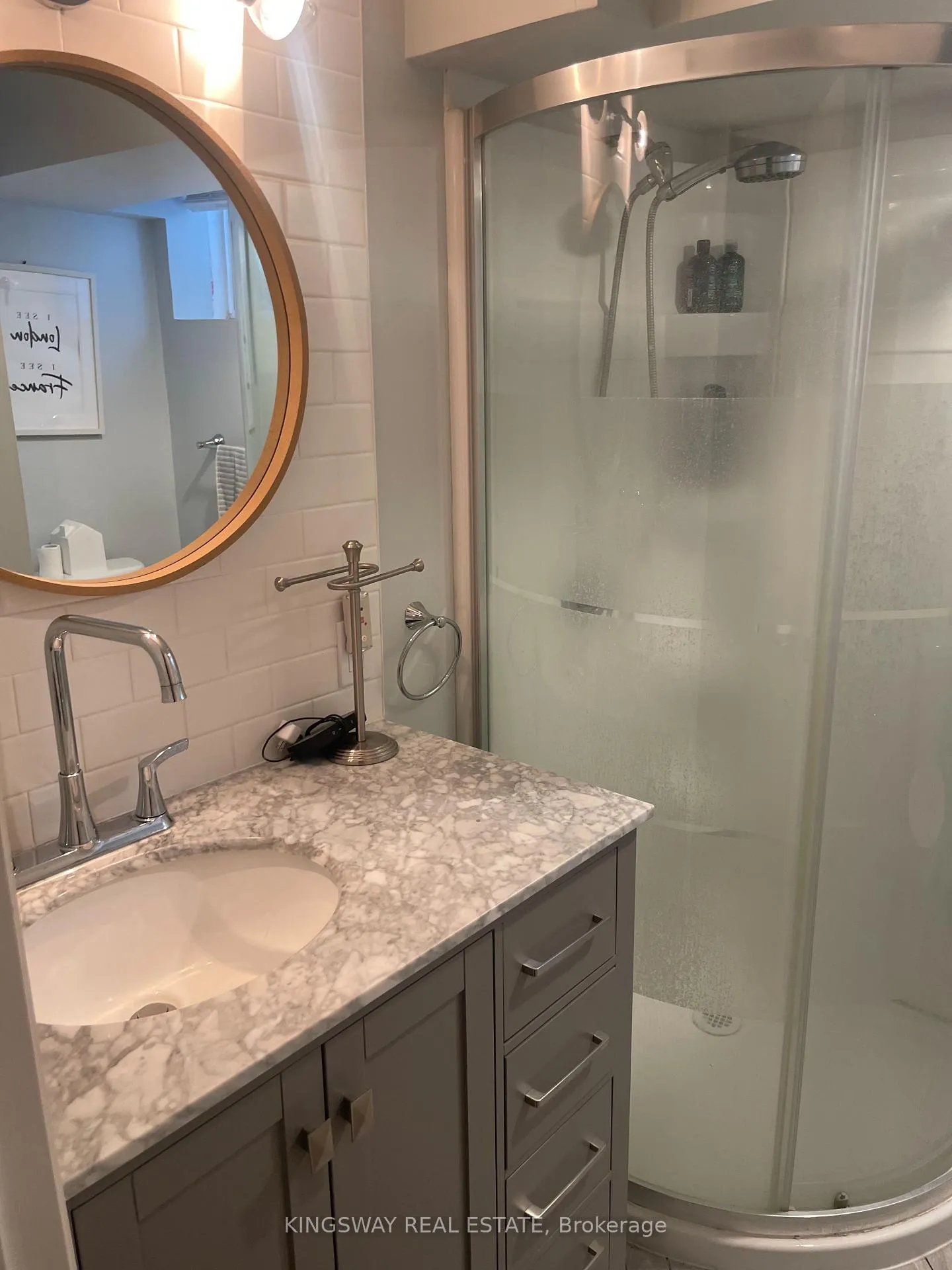Photo 15 of 229 Pineglen Crescent, Kitchener — HOMEH