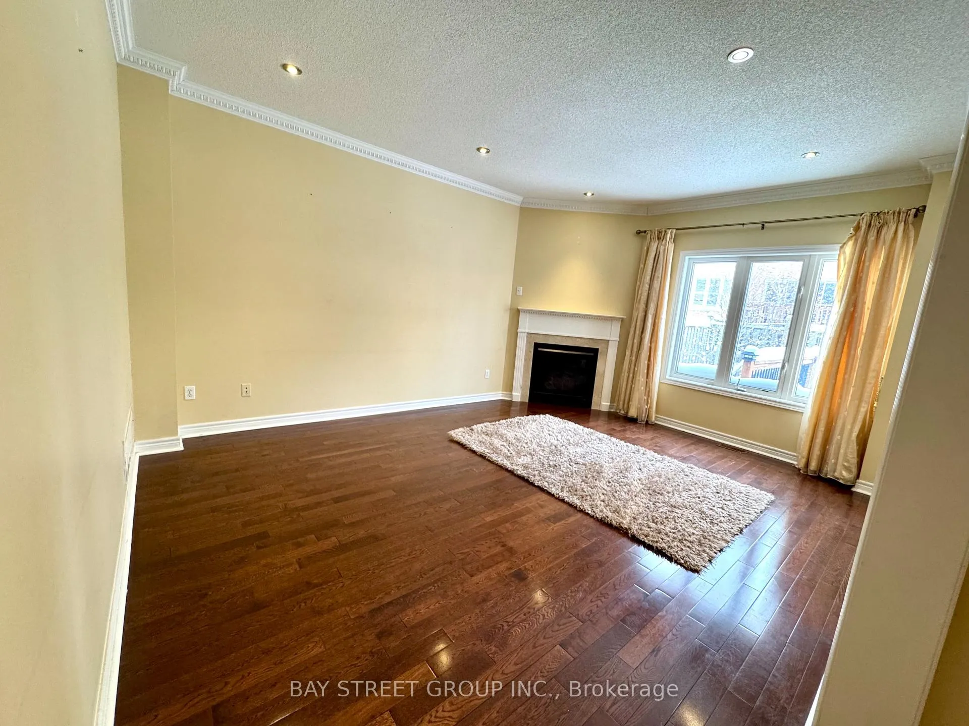 Photo 4 of 15 Peterkin Road, Markham, Greensborough — HOMEH