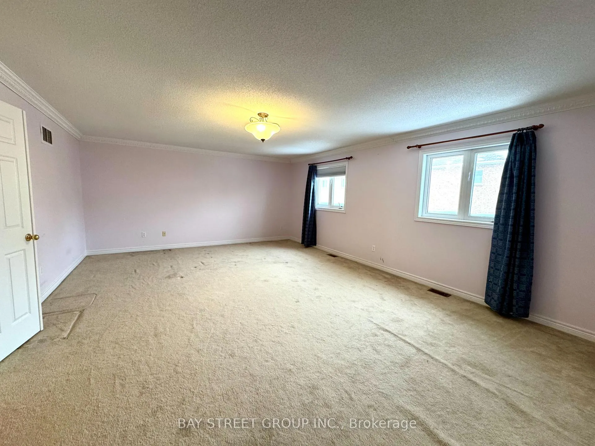 Photo 8 of 15 Peterkin Road, Markham, Greensborough — HOMEH
