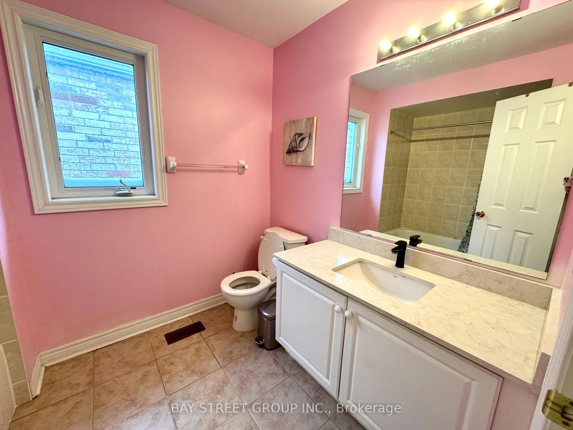 Photo 14 of 15 Peterkin Road, Markham, Greensborough — HOMEH