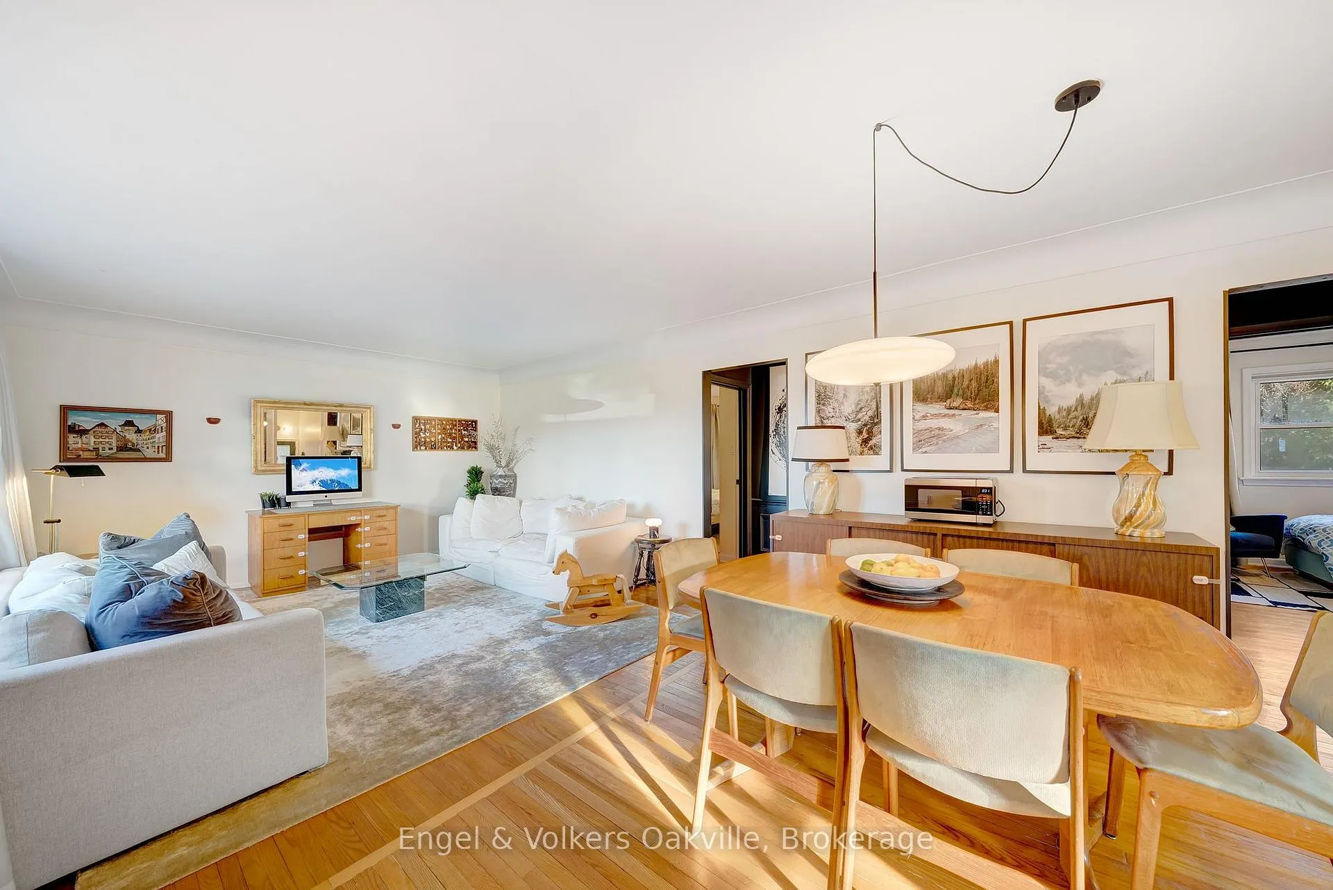Photo 3 of 115 Welbourn Drive, Hamilton, Balfour — HOMEH