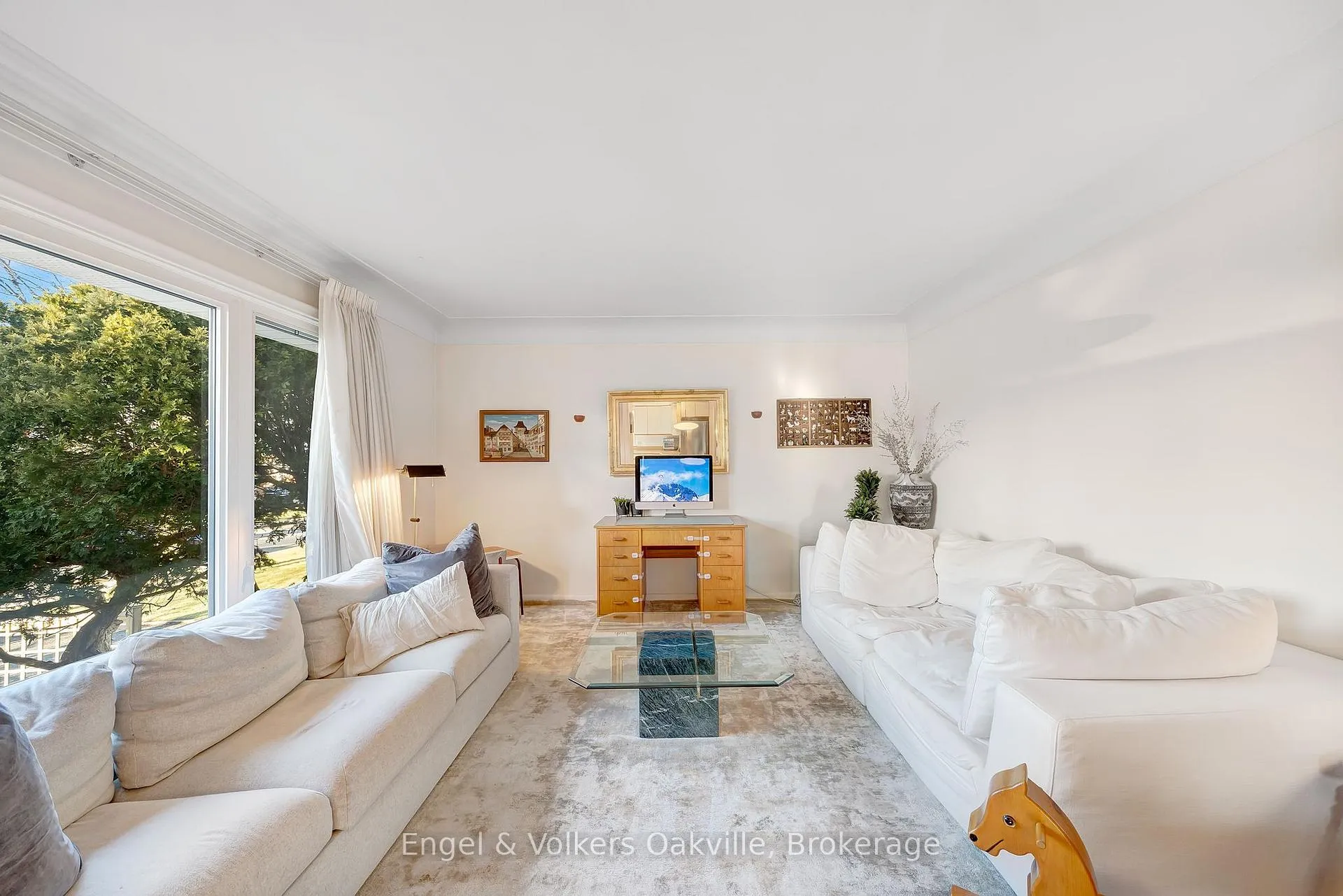 Photo 4 of 115 Welbourn Drive, Hamilton, Balfour — HOMEH