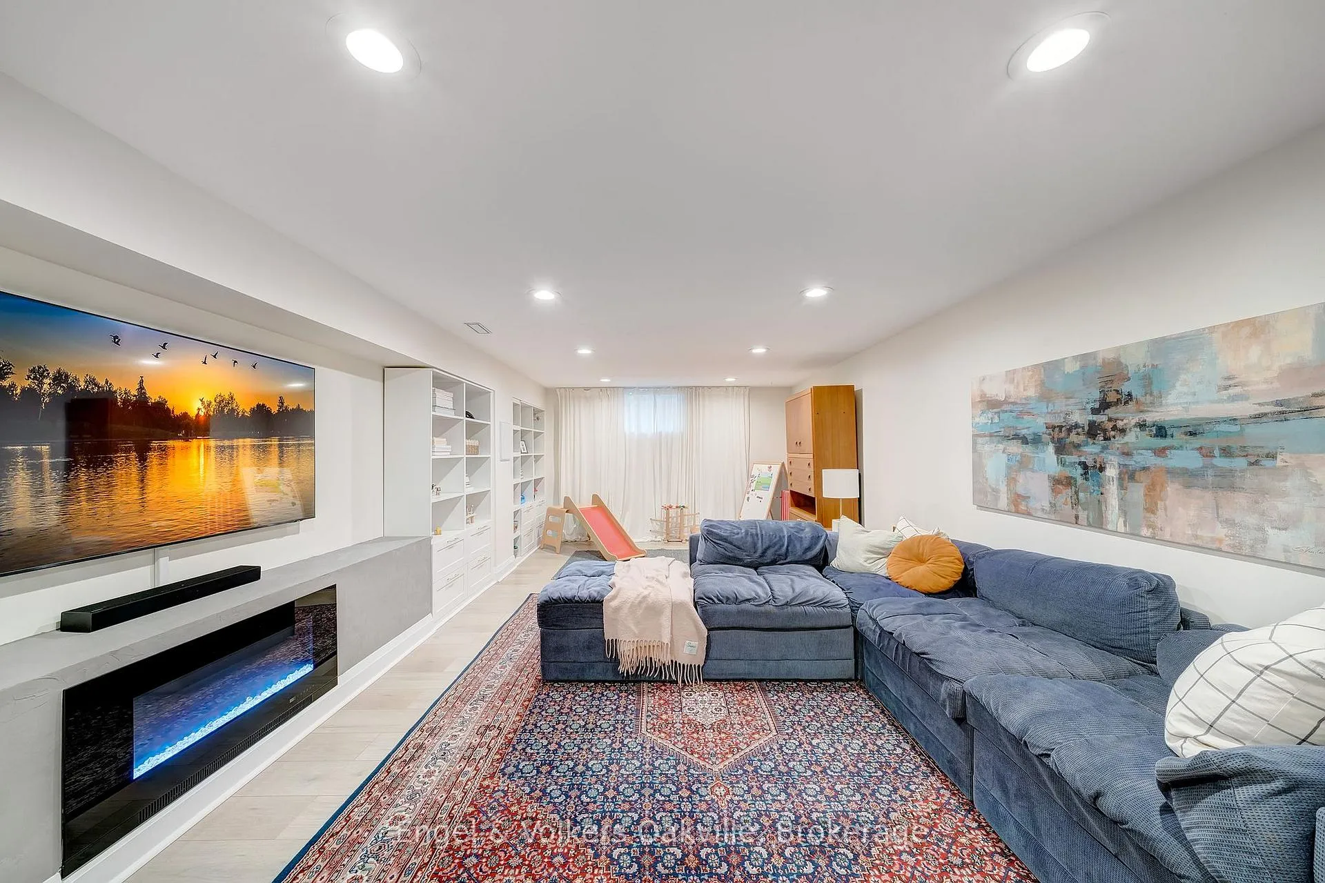 Photo 23 of 115 Welbourn Drive, Hamilton, Balfour — HOMEH