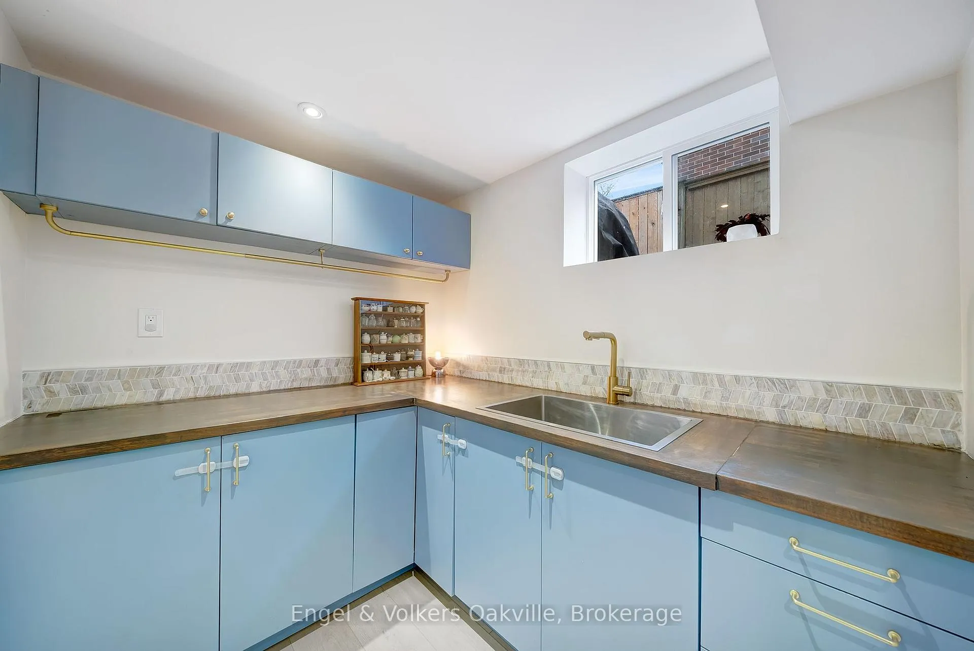Photo 28 of 115 Welbourn Drive, Hamilton, Balfour — HOMEH